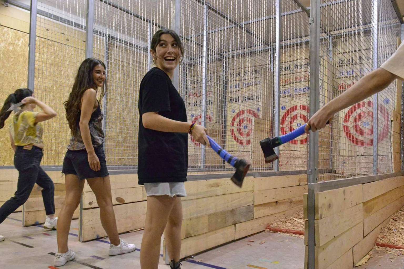 El Hachazo, celebrar planes con amigos de forma diferente