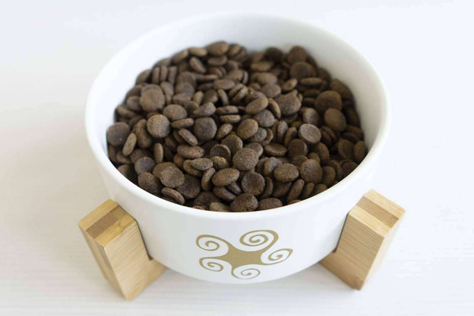 Lenda ofrece Lenda Sensitive, comida con ingredientes 100 % naturales para perros