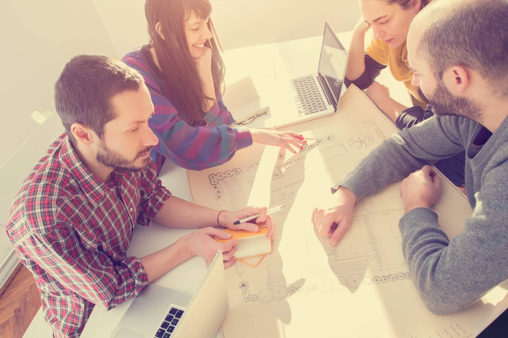 Israel Huerta y su equipo de expertos ofrecen servicios de marketing digital
