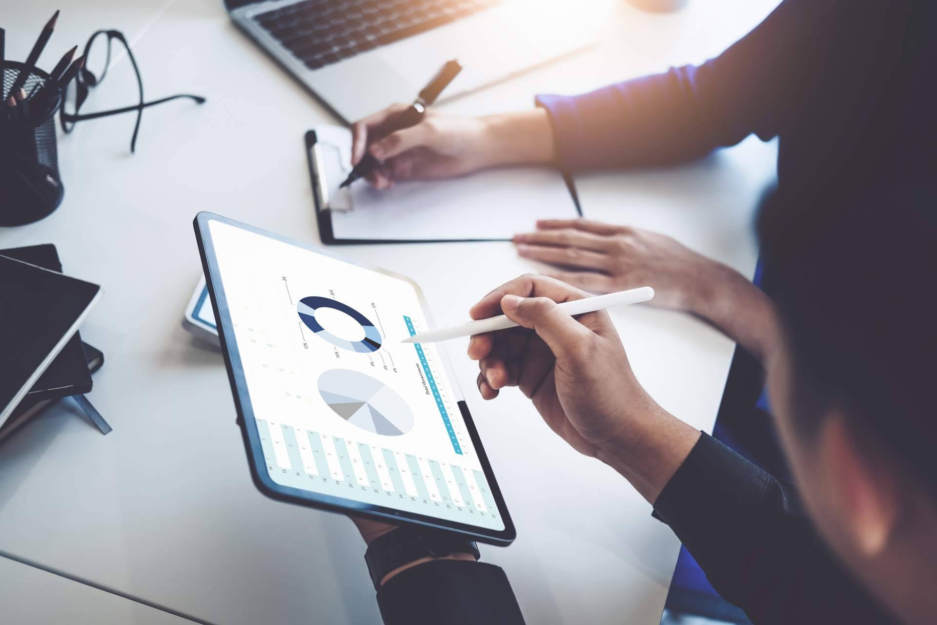 Planificar las áreas de producción para la optimización de la productividad, con DEKINES
