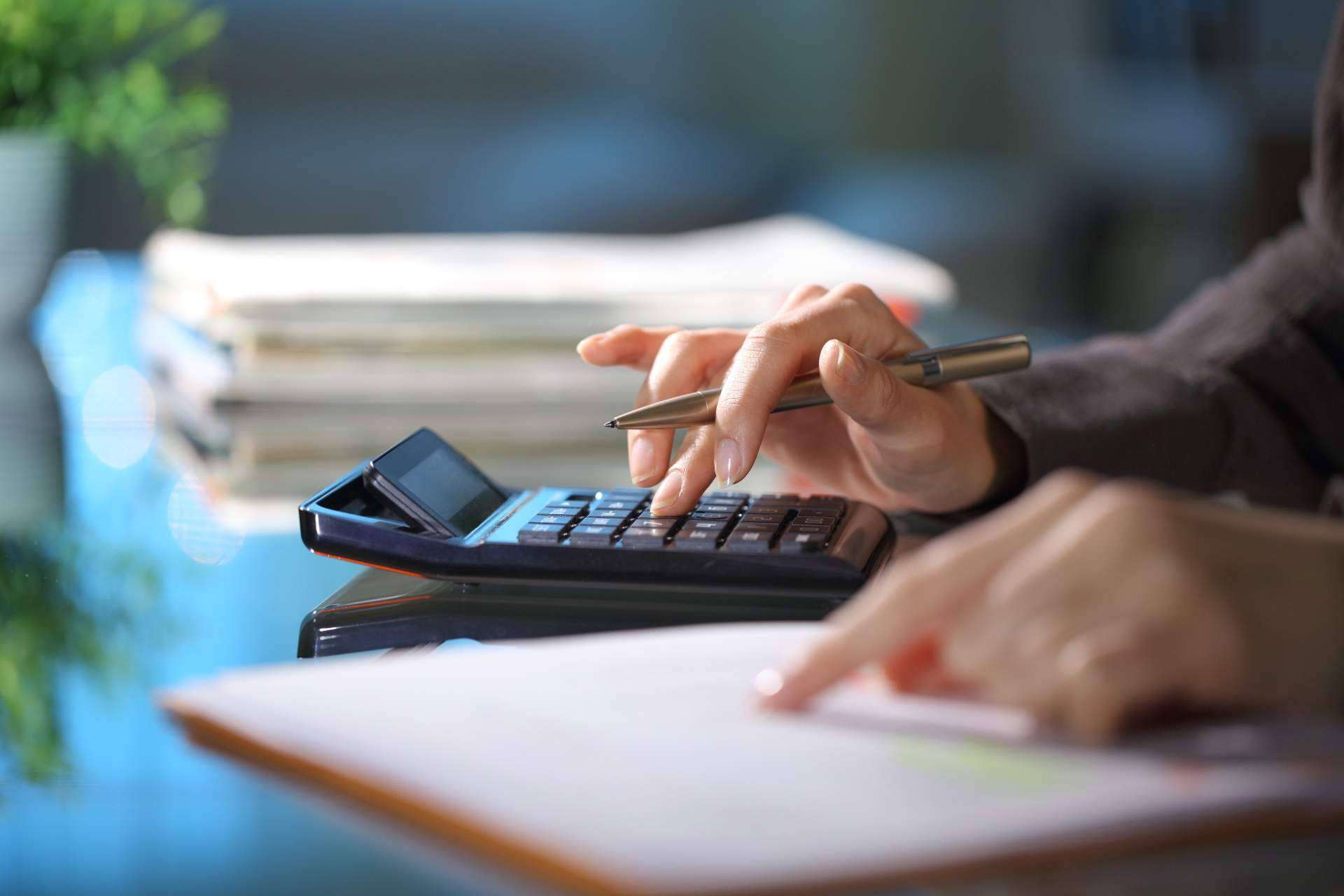 Anta Consulting explica los impuestos básicos que tiene que pagar un autónomo