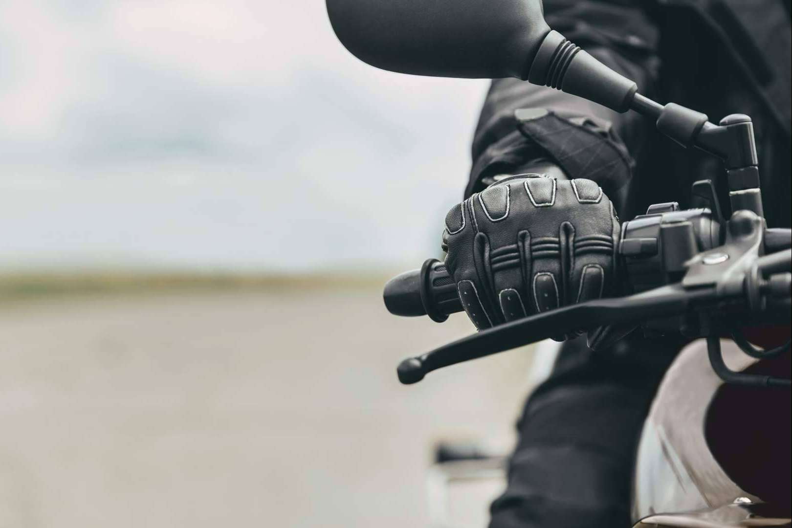 El crecimiento de la moto eléctrica naked, por Emotobike