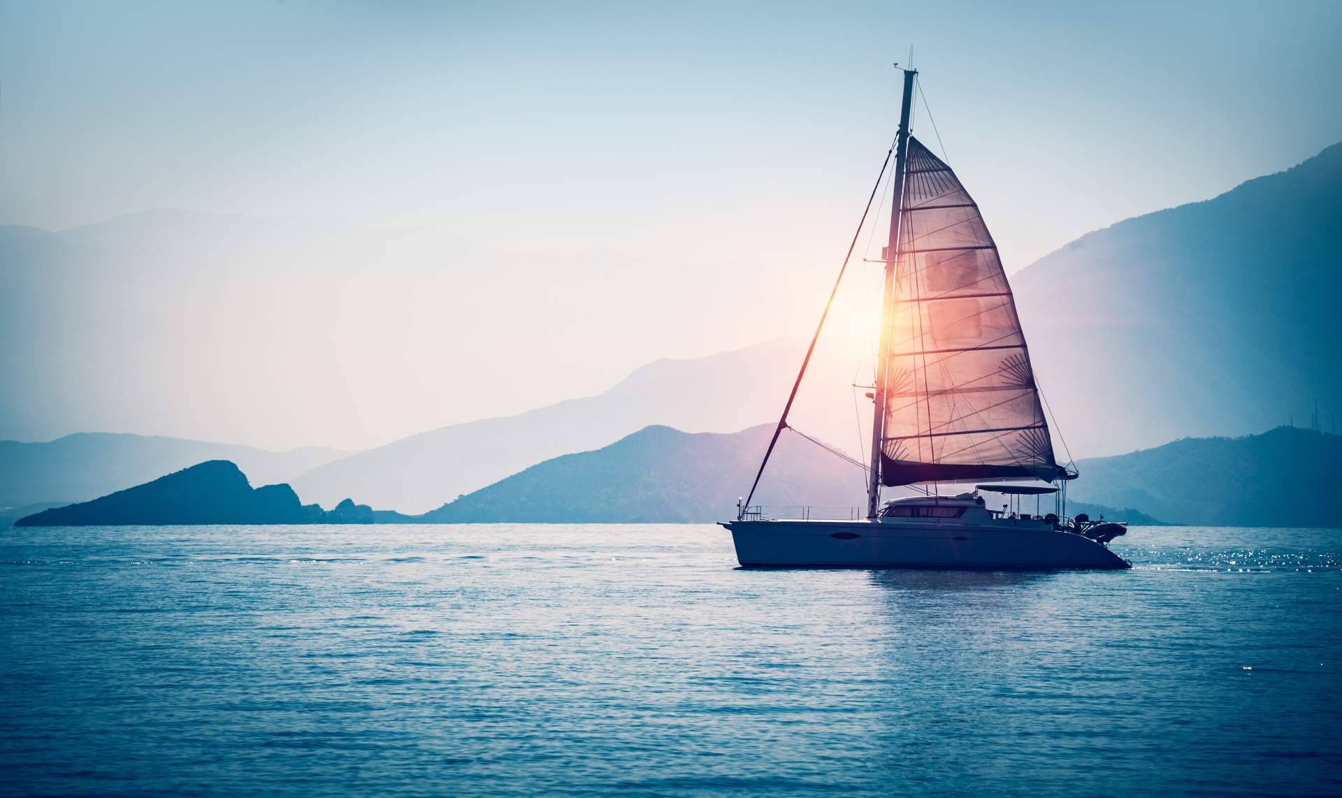 Navega y Comparte cuenta con diferentes opciones de salidas en velero