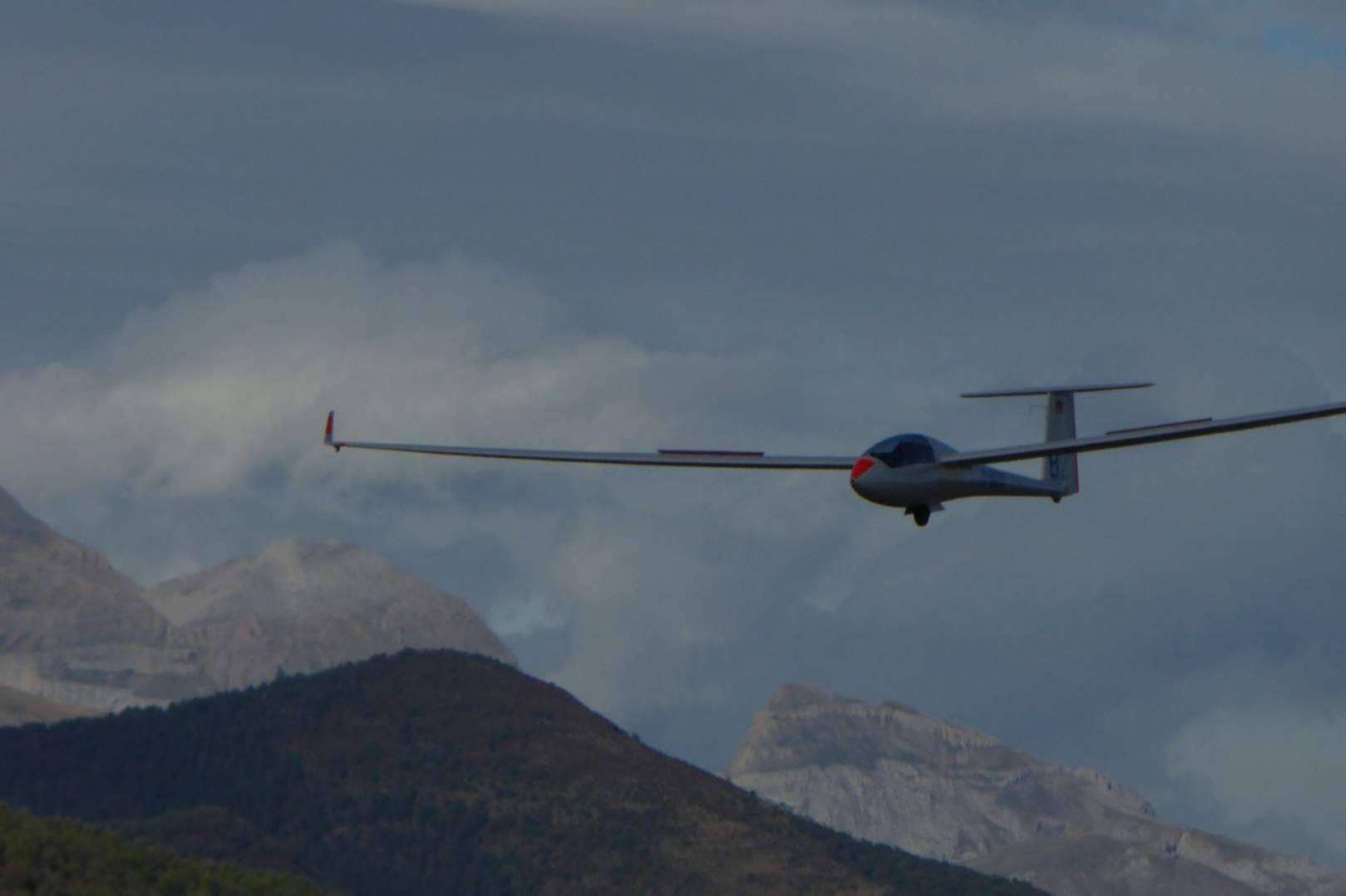 Las nuevas tecnologías aplicadas a la aventura de volar sin motor, con Deporte Aventura
