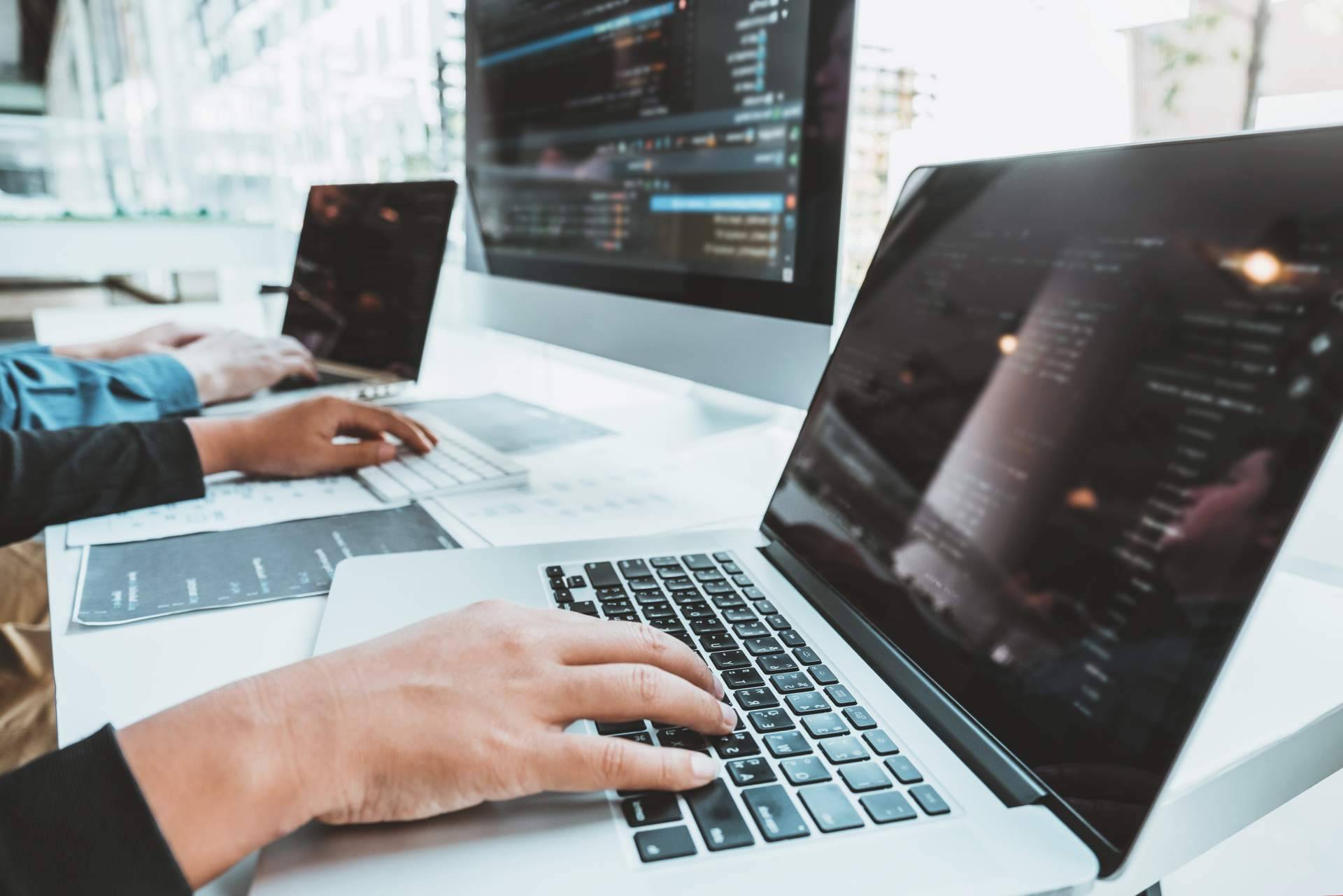 Encontrar el mejor software empresarial con la ayuda de Software CRM ERP