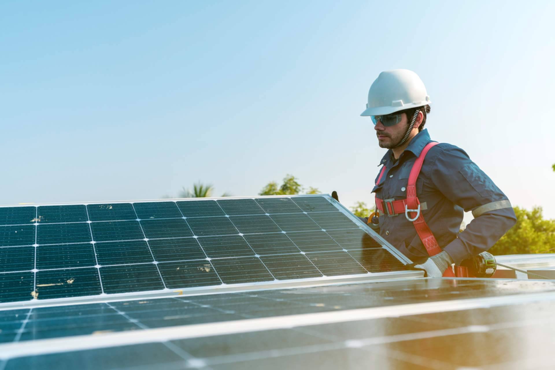 ¿Cómo conseguir un mayor ahorro de energía? Acierta Asistencia
