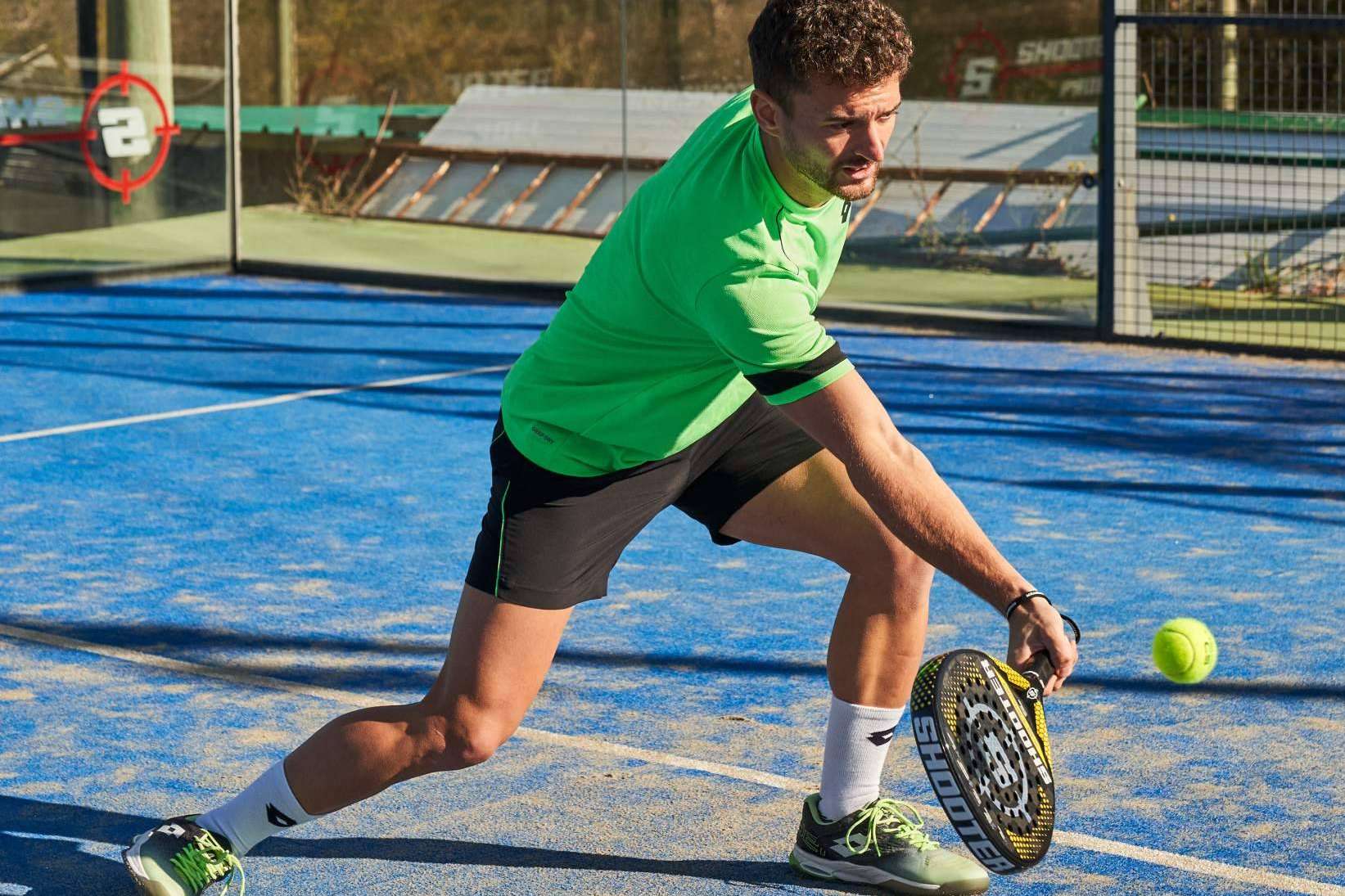 Las palas de pádel SHOOTER PADEL de altas prestaciones, diseñadas para evitar lesiones