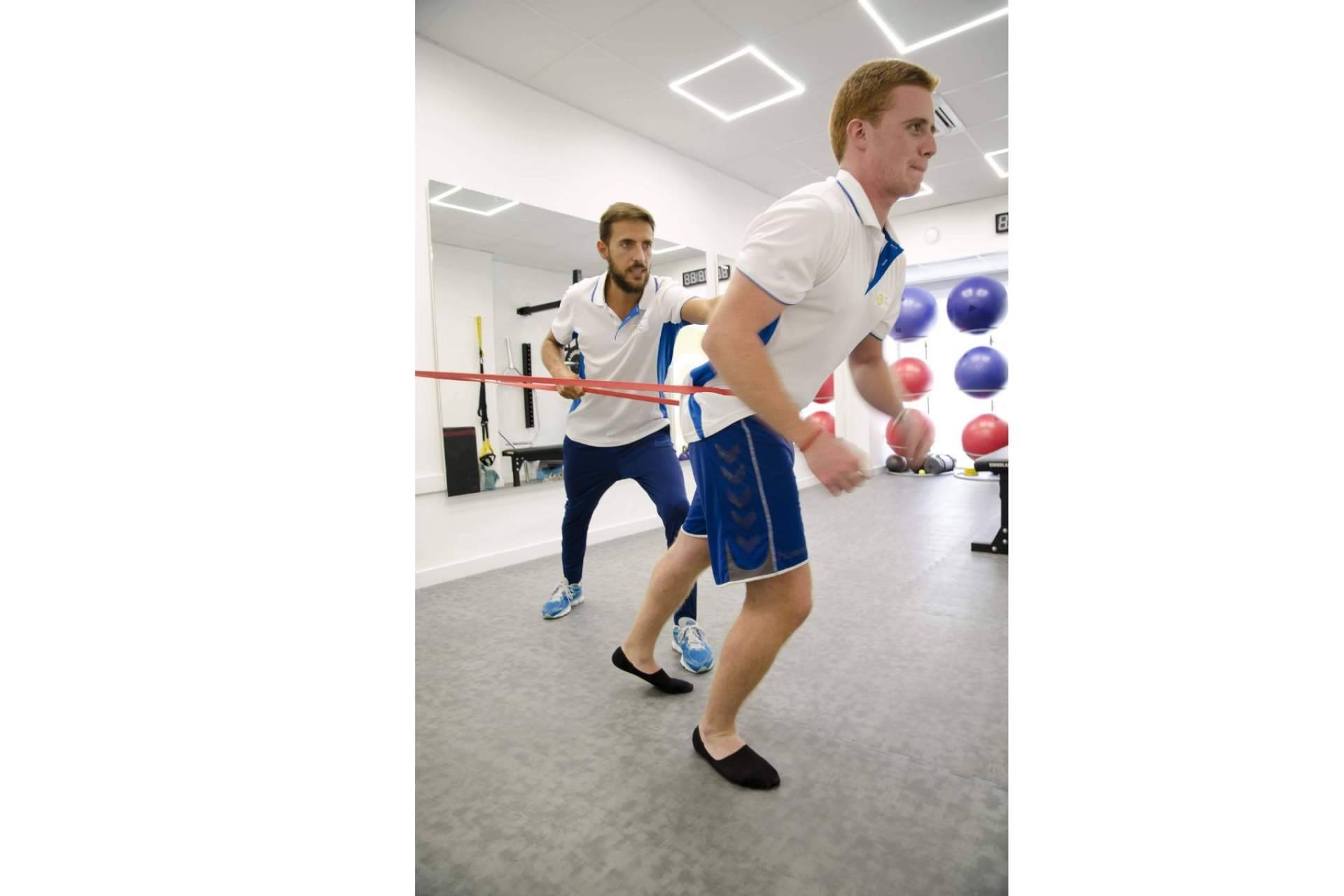 Clínica Síntesis Center, centro especializado en fisioterapia y readaptación deportiva