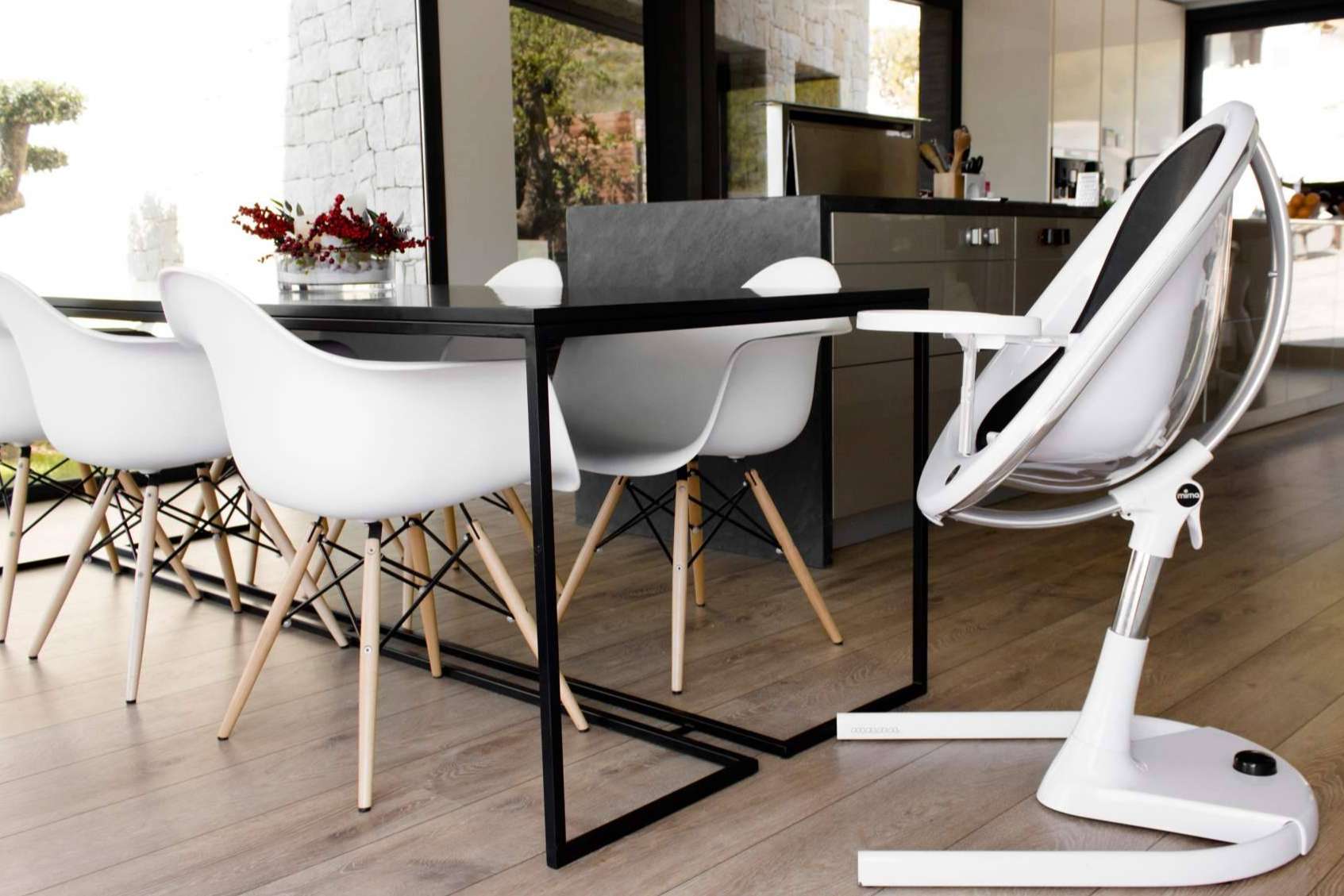 La trona de bebé para las casas diseño, con Mima