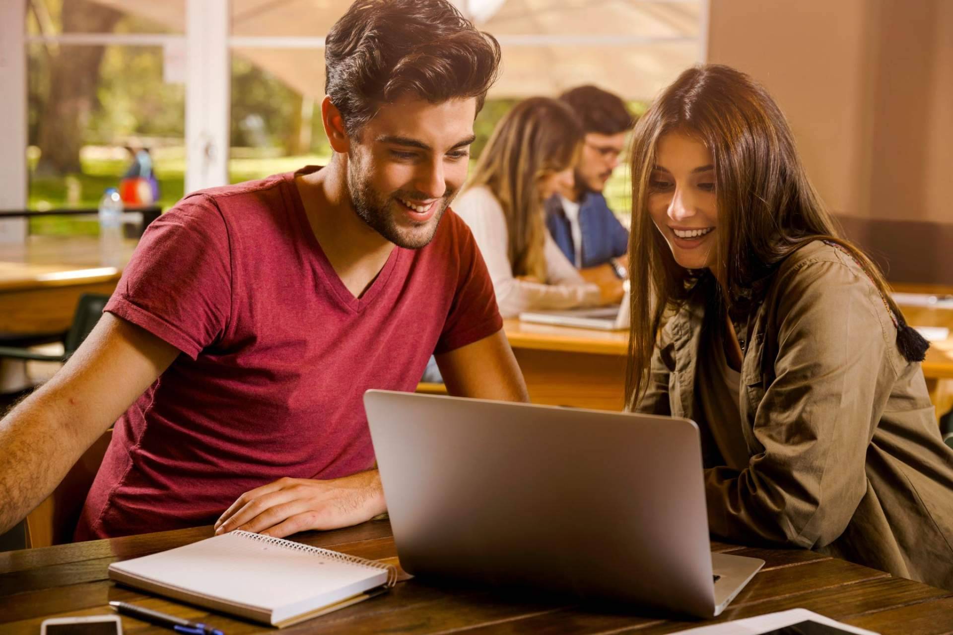 ¿Cuáles son los 5 pasos a seguir para ser un gran estudiante universitario?