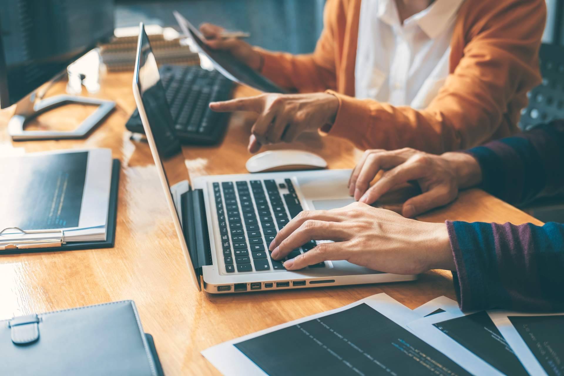 Google AdWords Ads es una herramienta que utiliza Convertiam para ayudar a otras compañías a posicionarse en Google
