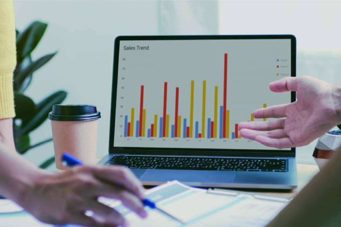 ¿Por qué es importante unir CRM y SEO LOCAL para comercios de barrio?