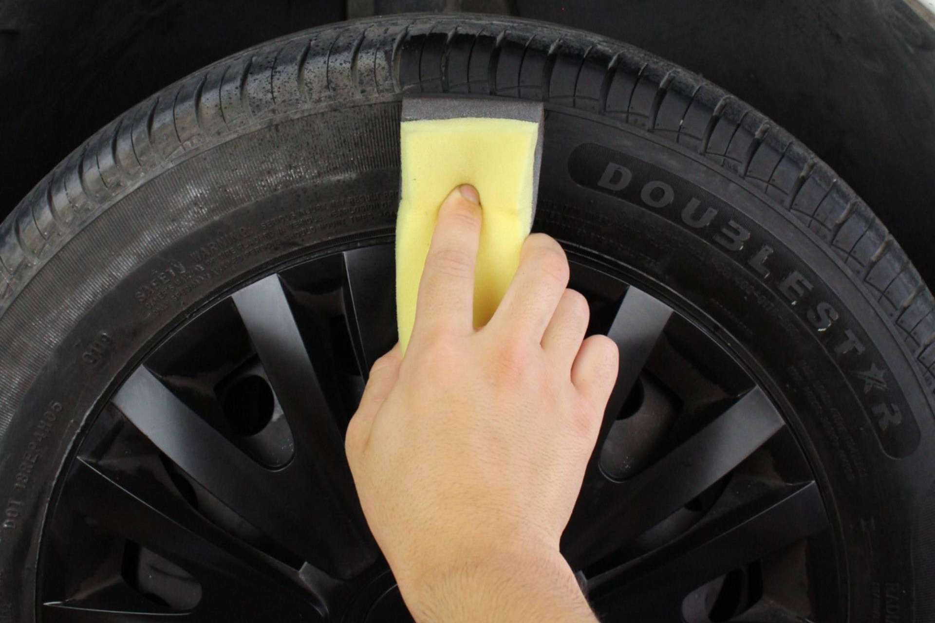 ¿Qué se necesita saber cuando se limpia el coche?