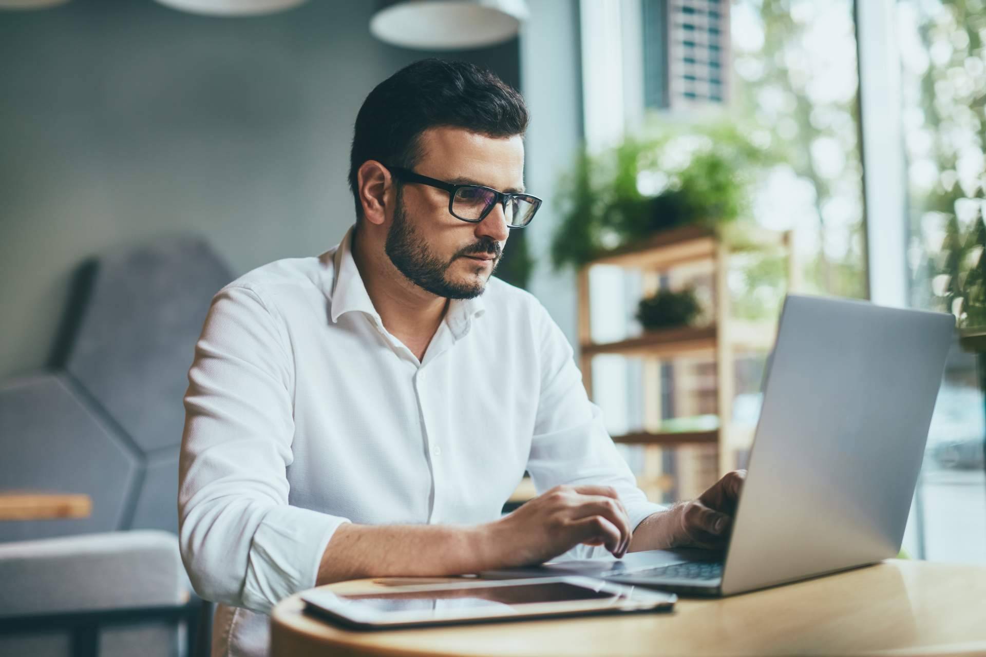 Relajatec explica cómo se puede conseguir trabajo online desde casa
