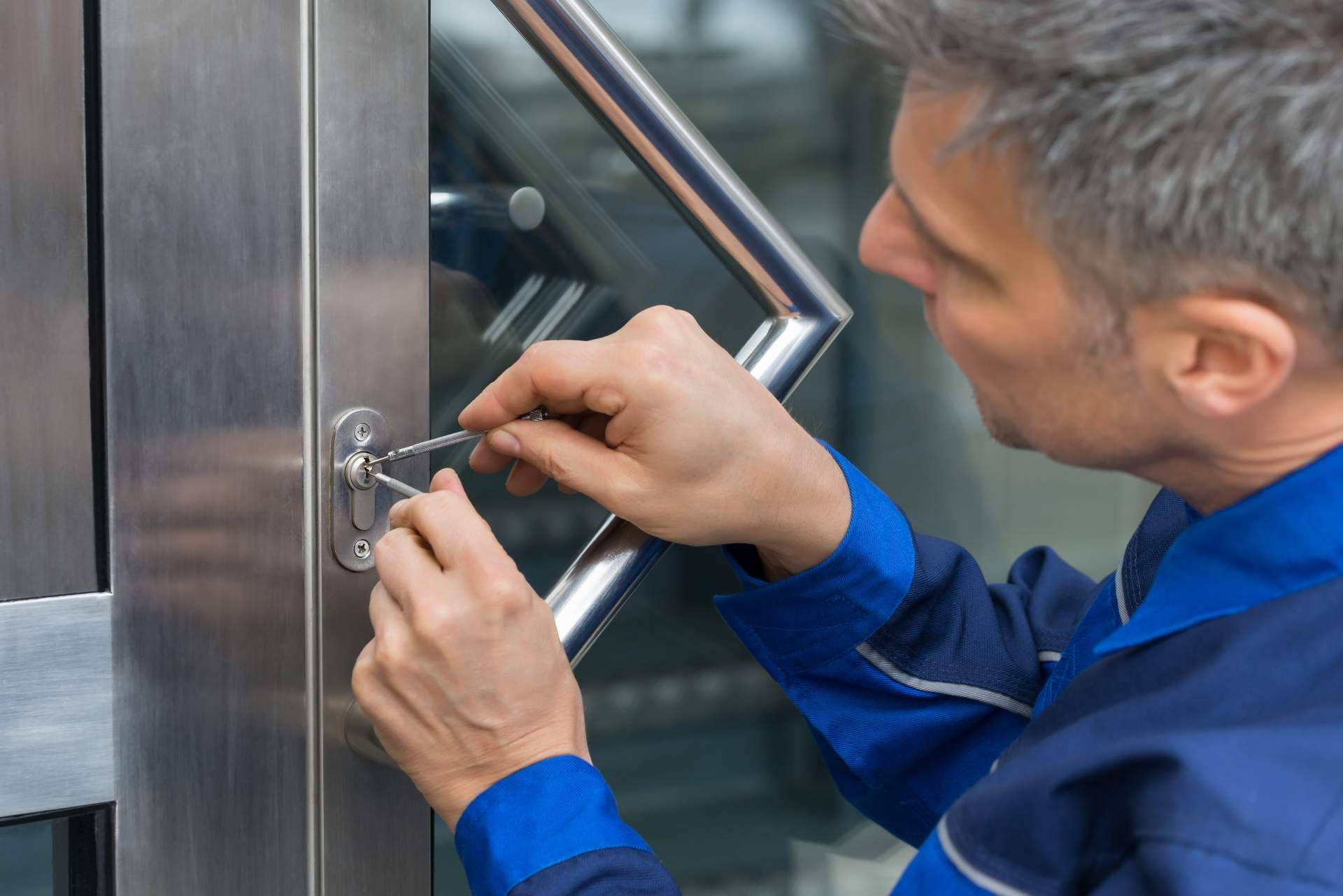 Cerrajeross ofrece servicios de cerrajeros en Humanes de Madrid