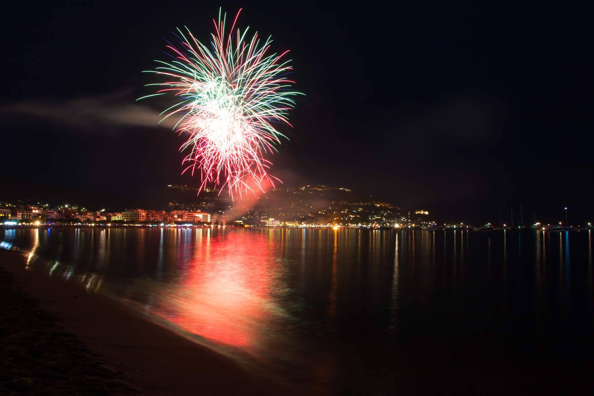 La fiesta de San Juan Mega Silent Disco Gavá Playa tendrá 3 escenarios, 10 artistas con música, artes visuales y gastronomía