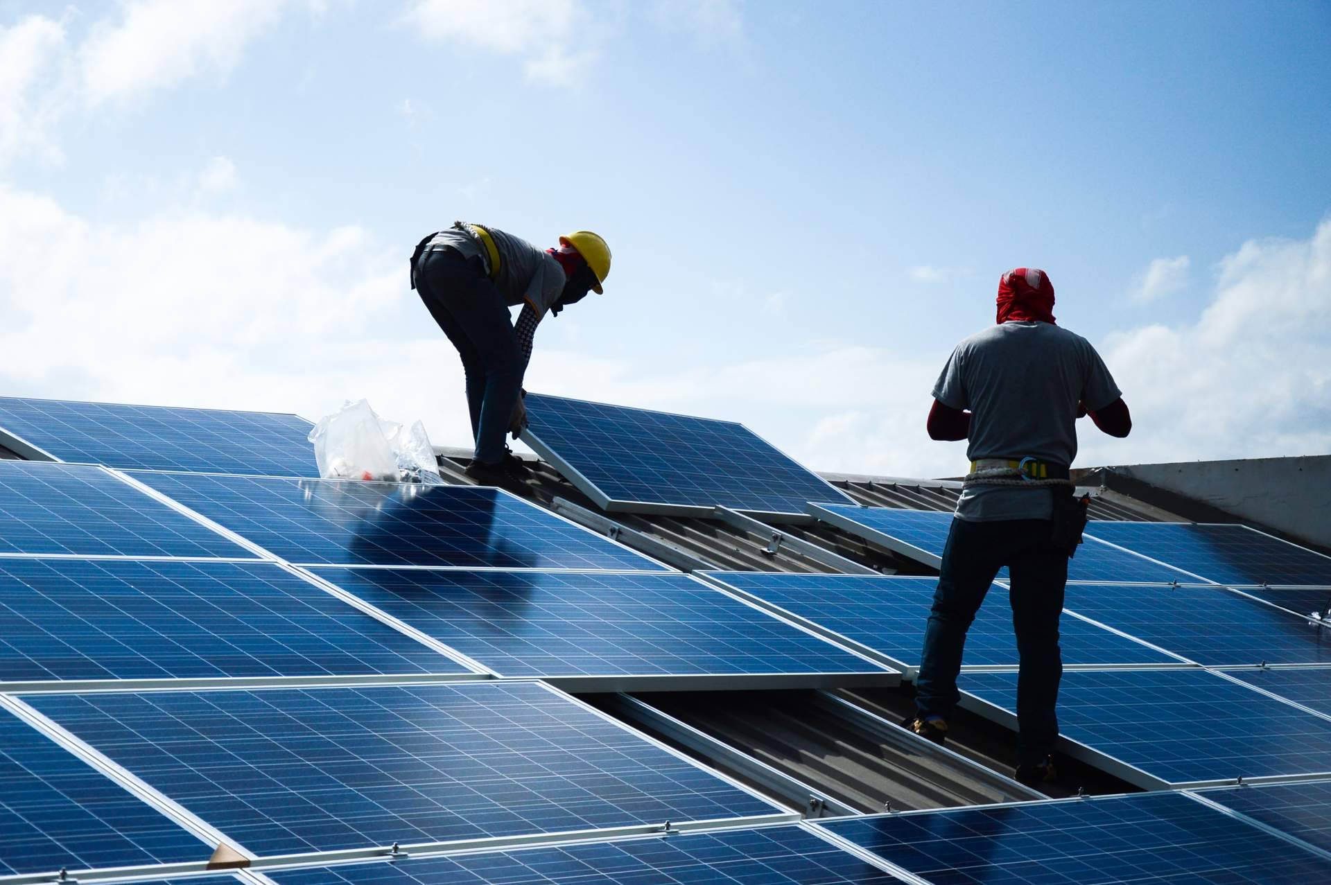 Los tipos de paneles solares que existen y cuál elegir. La ayuda de Solomnia
