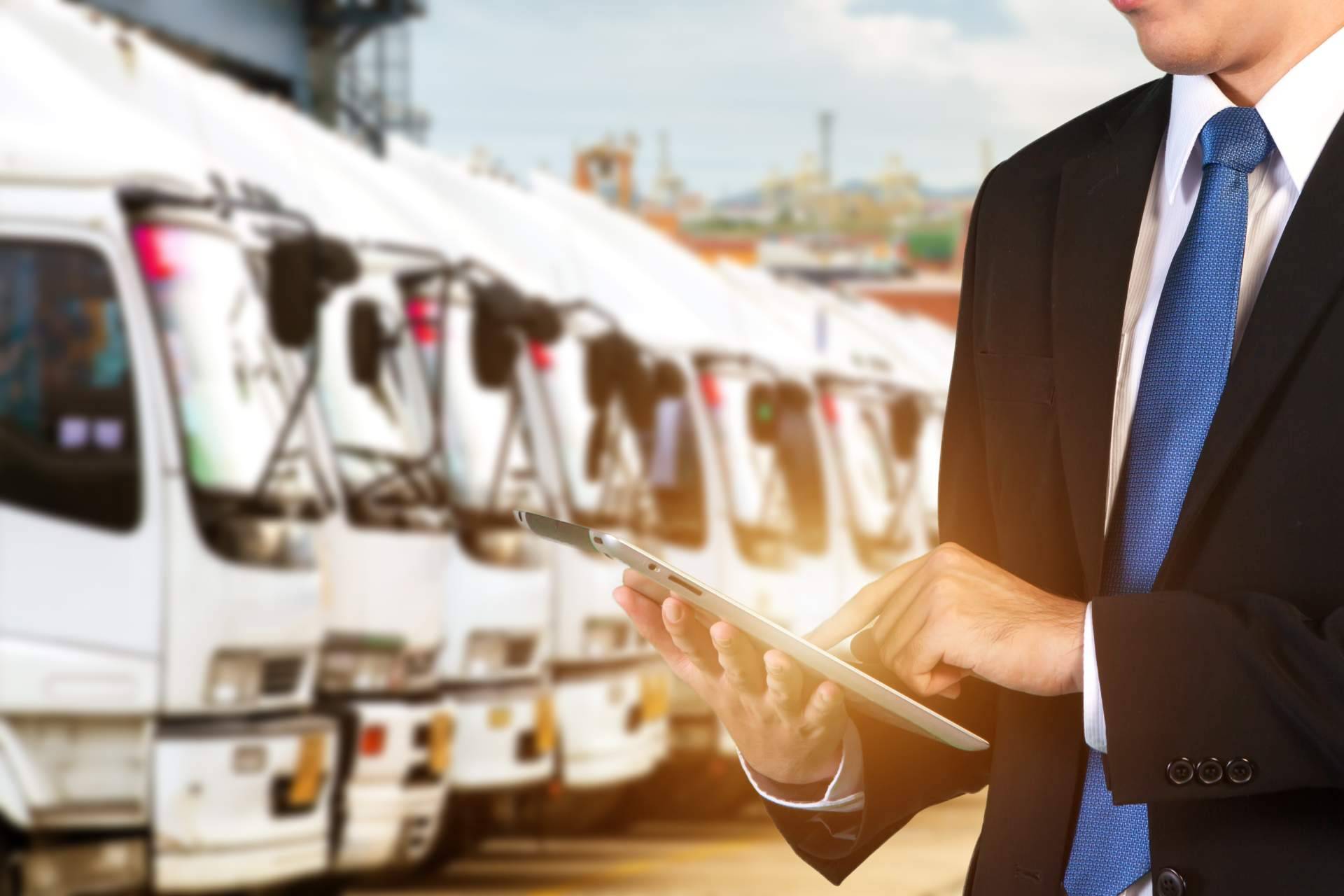 ¿Qué problemas presentan las empresas de logística con la planificación de rutas y la gestión de imprevistos?