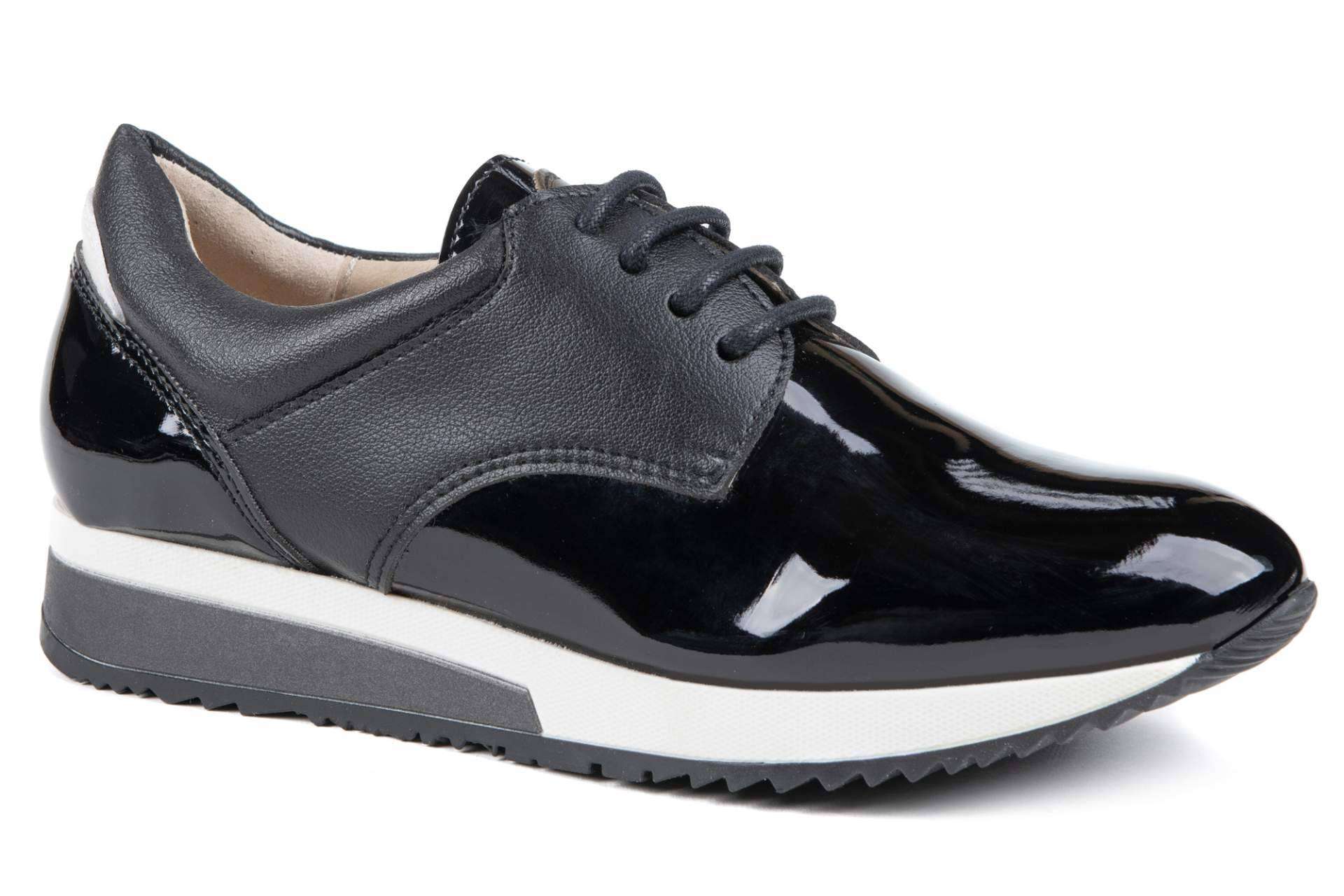 Sumarse a la tendencia sostenible con los zapatos sostenibles de Ecoalkesan