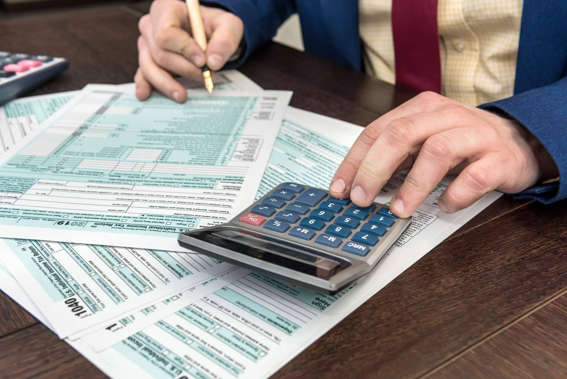 Estas son las obligaciones fiscales de no residentes en España, por MAX GESTIÓN