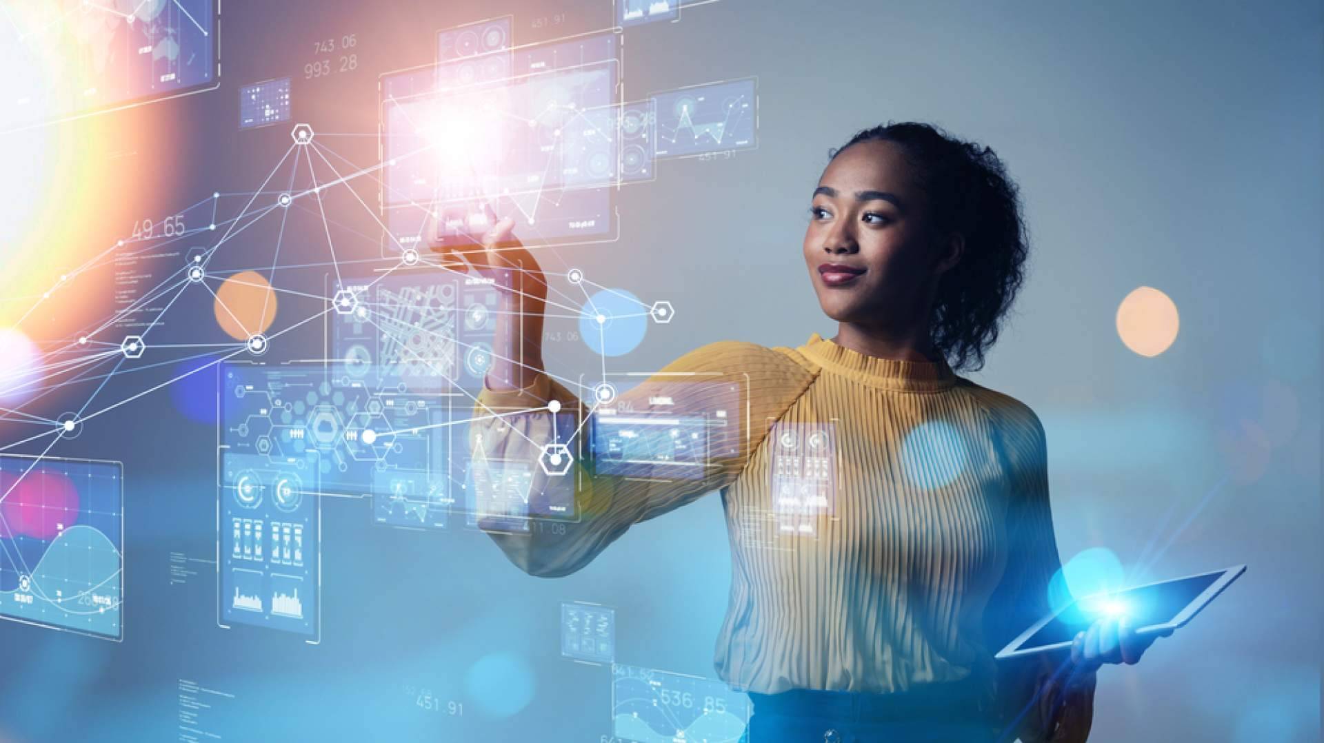 Implementar soluciones para la transformación digital sostenible en empresas con la ayuda de Bhybrid