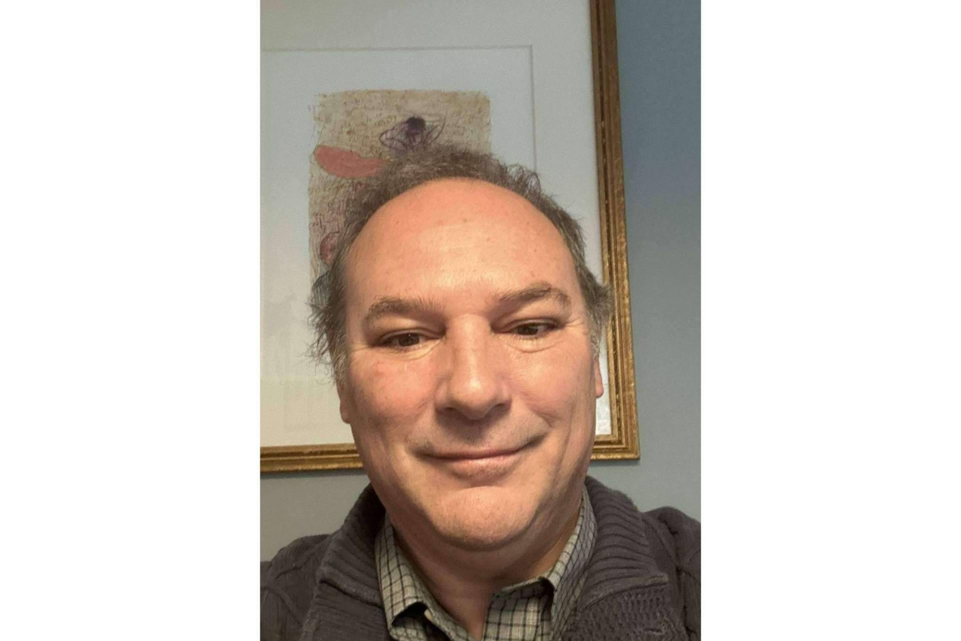 Mario Schilling presenta la nueva edición del libro sobre filosofía estoica, disponible en tiendas físicas y plataformas digitales a partir del 30 de mayo