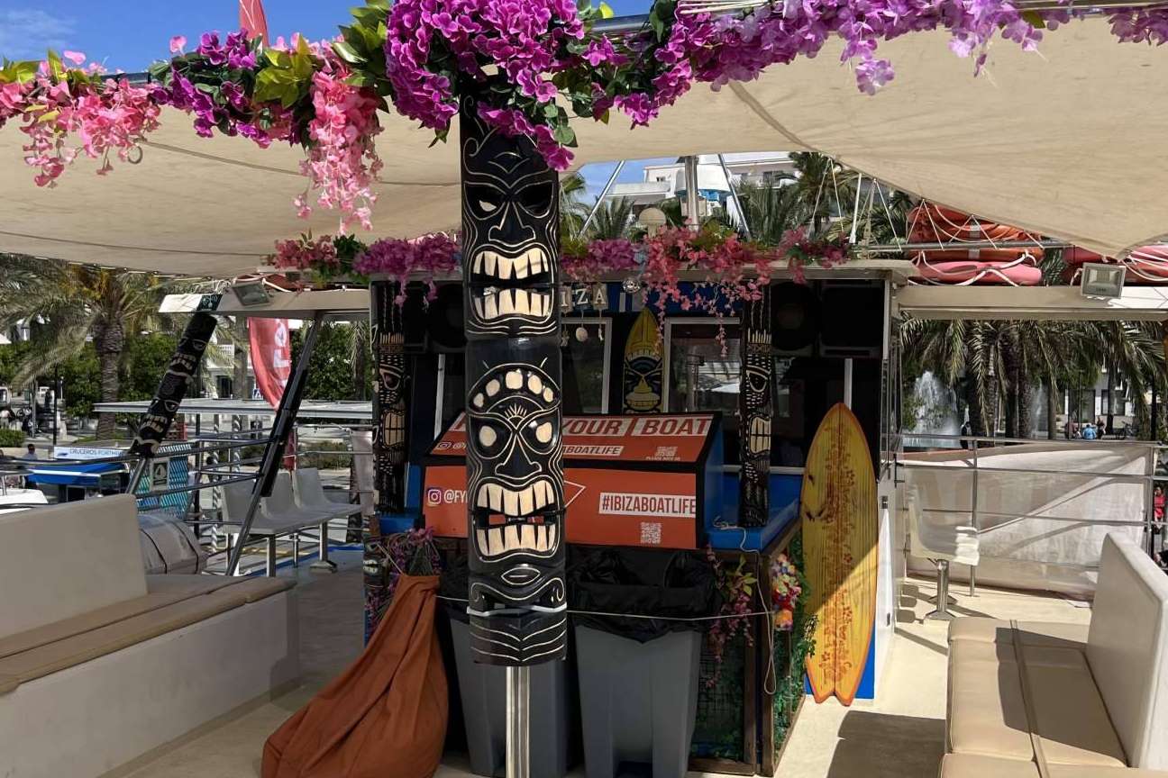 Las actividades más recomendadas para disfrutar de Ibiza durante el verano, por Float Your Boat
