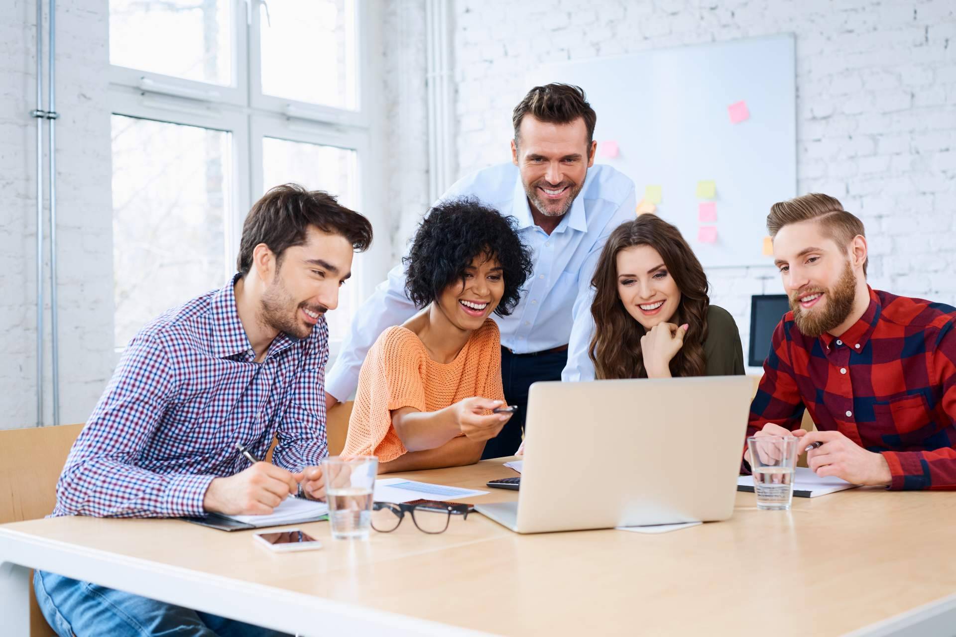 Entrar en el mundo laboral con la doble titulación en Dirección de Marketing Digital y Digital Business