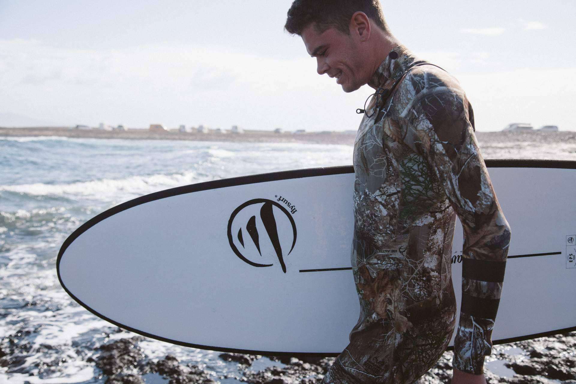 Flysurf ofrece tablas de surf innovadoras para todos los niveles y estilos de olas
