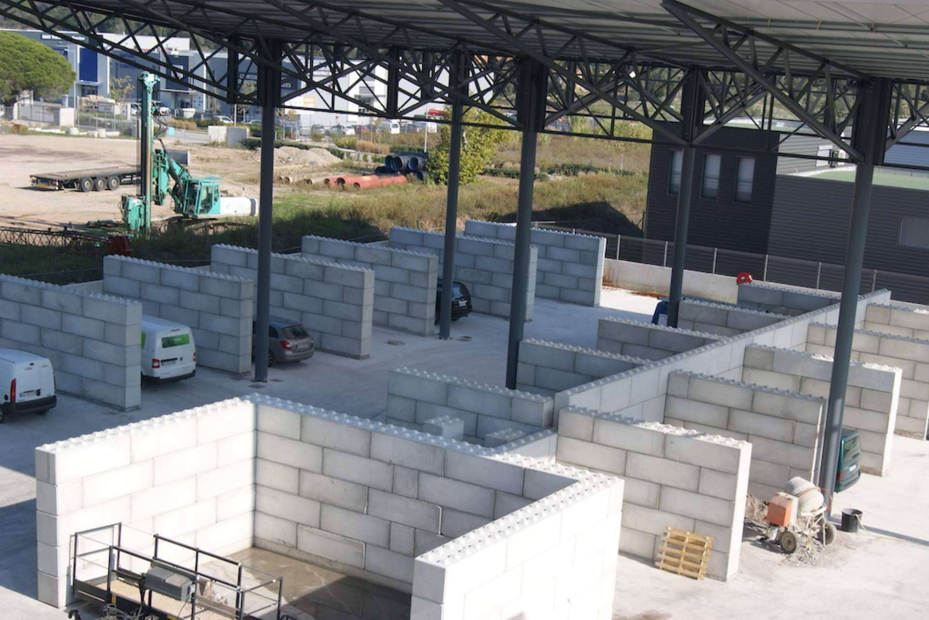 Producción de moldes de bloques de hormigón, con Betonblock