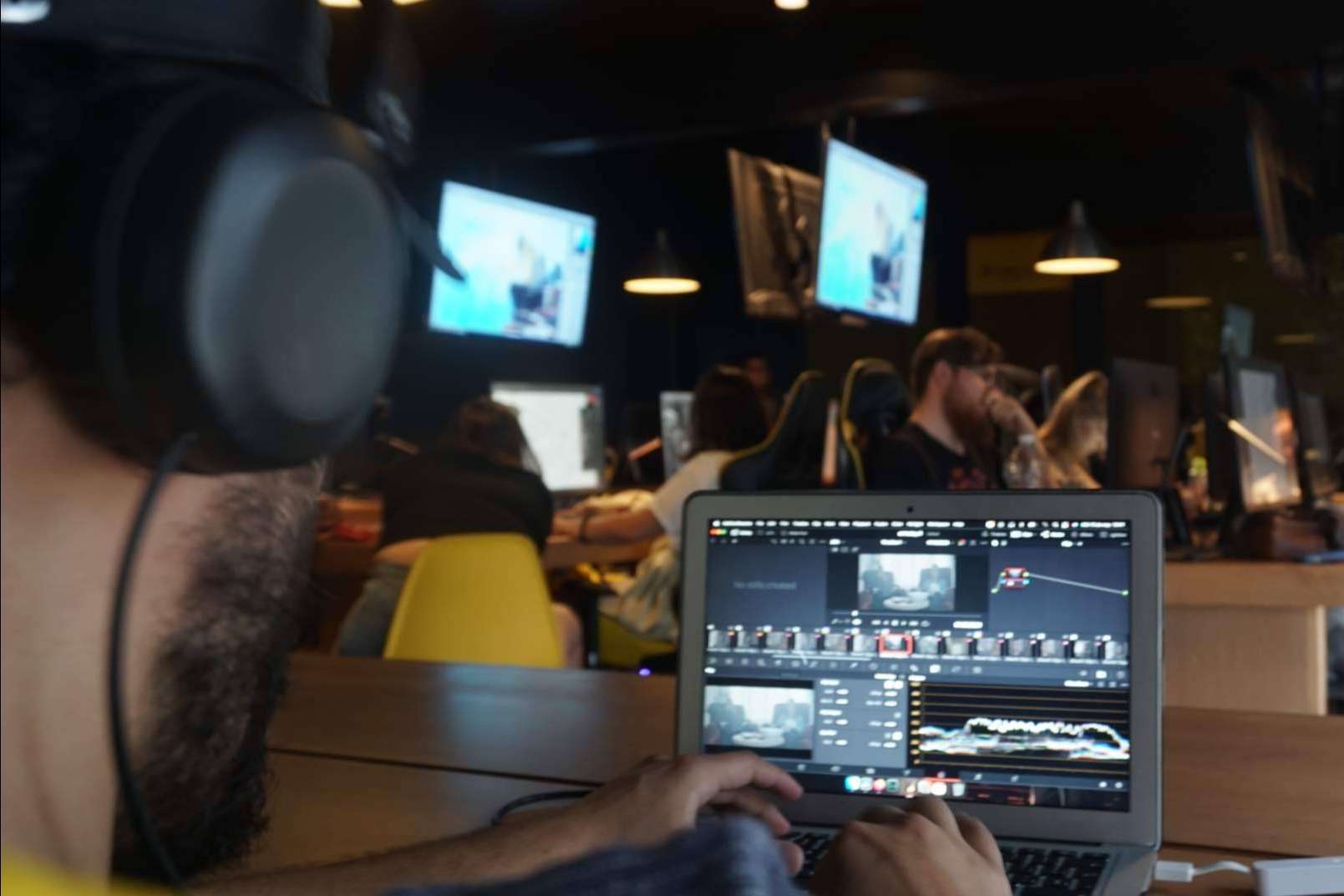 Universal Arts School, escuela de programación de videojuegos