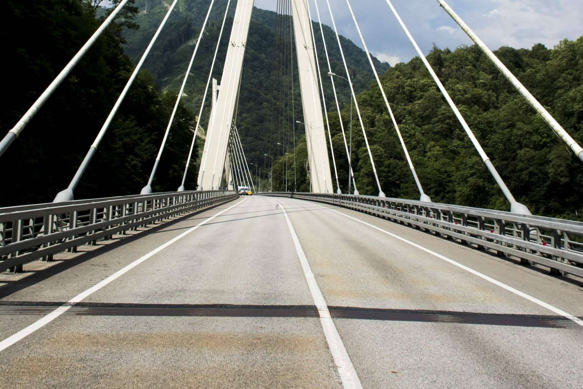Los especialistas en la fabricación de apoyos y juntas elastoméricas para infraestructuras de Verdú