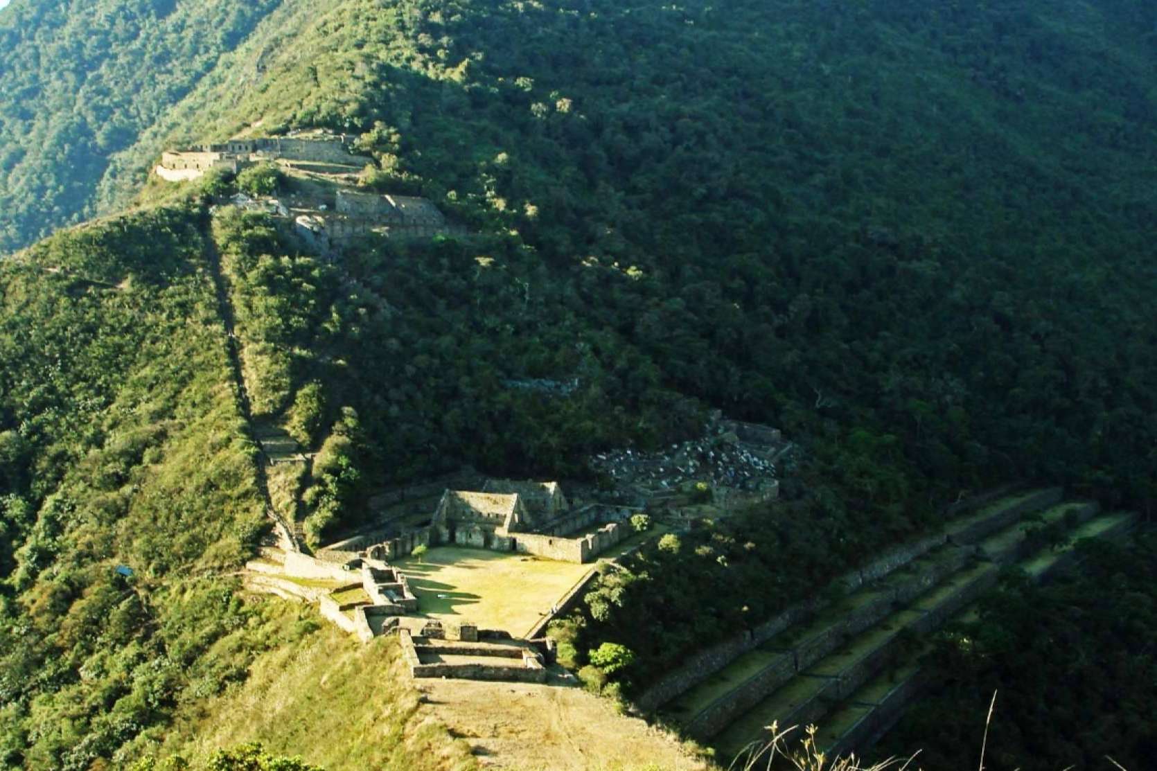 La forma de decubrir Choquequirao. Los trekkings de Cusco Andean Tours.