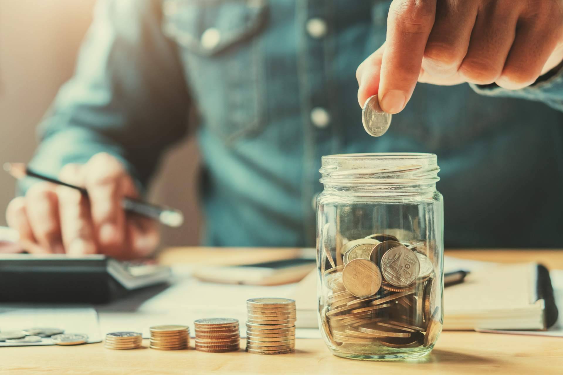 El Día Mundial del Ahorro; fortaleciendo la economía y el futuro financiero en España