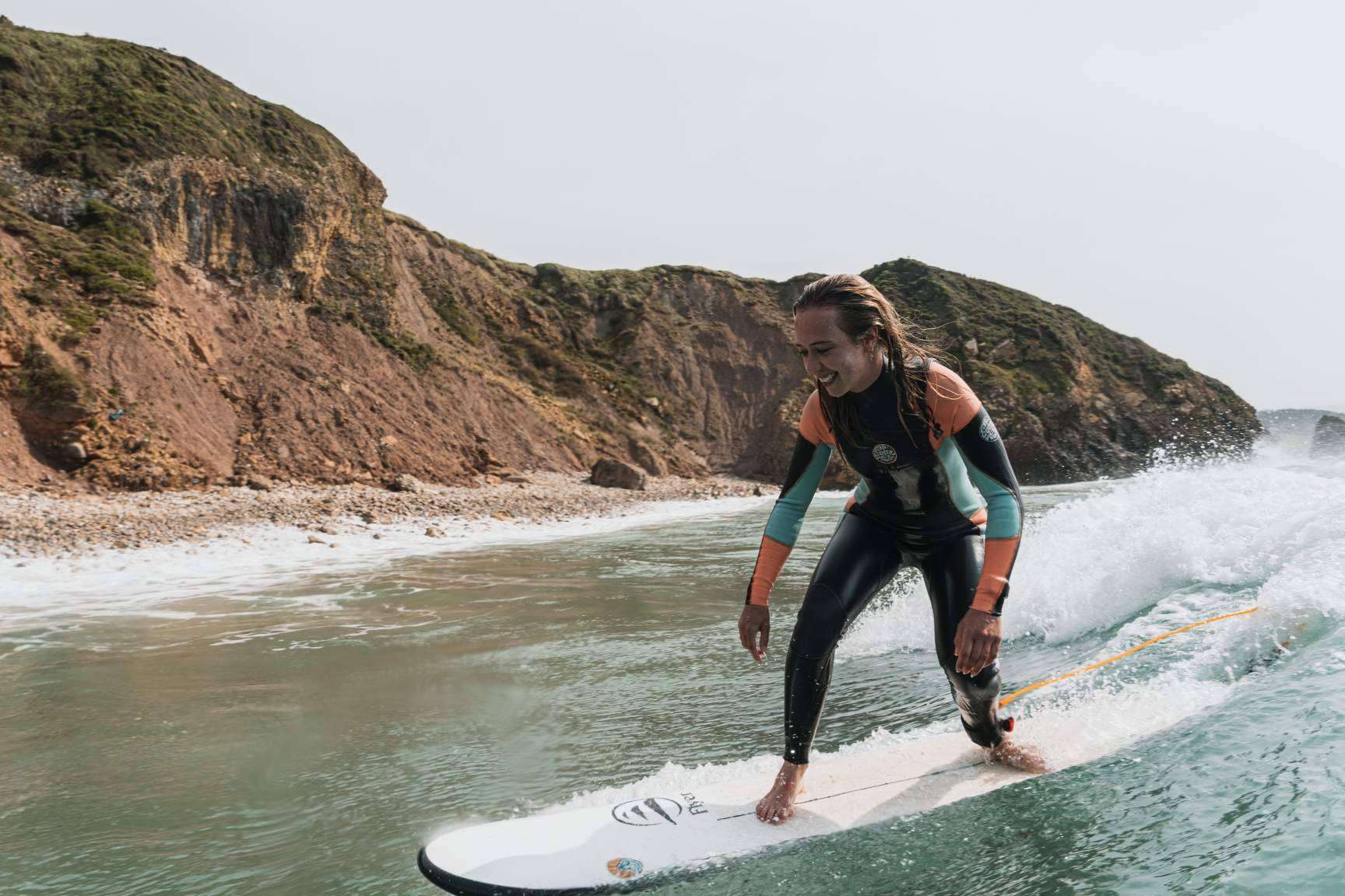 Entrevista con Flysurf, una marca que todo surfista principiante necesita