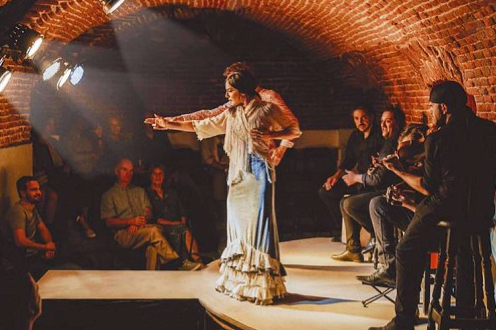 Los Martes Culturales del Teatro Tablao Flamenco Torero de Madrid