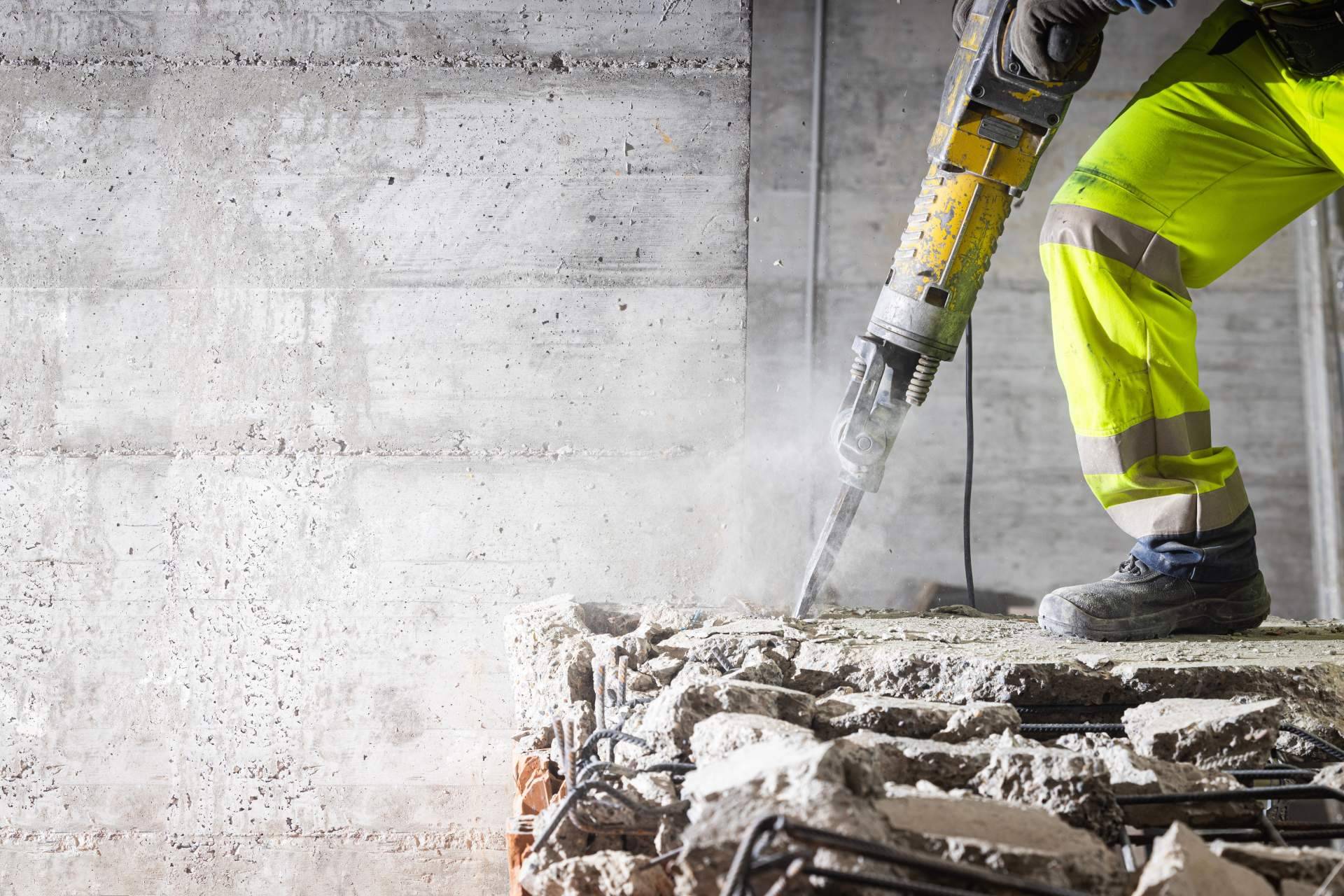 Catálogo de más de 500 alquiladores para más de 300 categorías de productos de maquinaria construcción, en Equipzilla