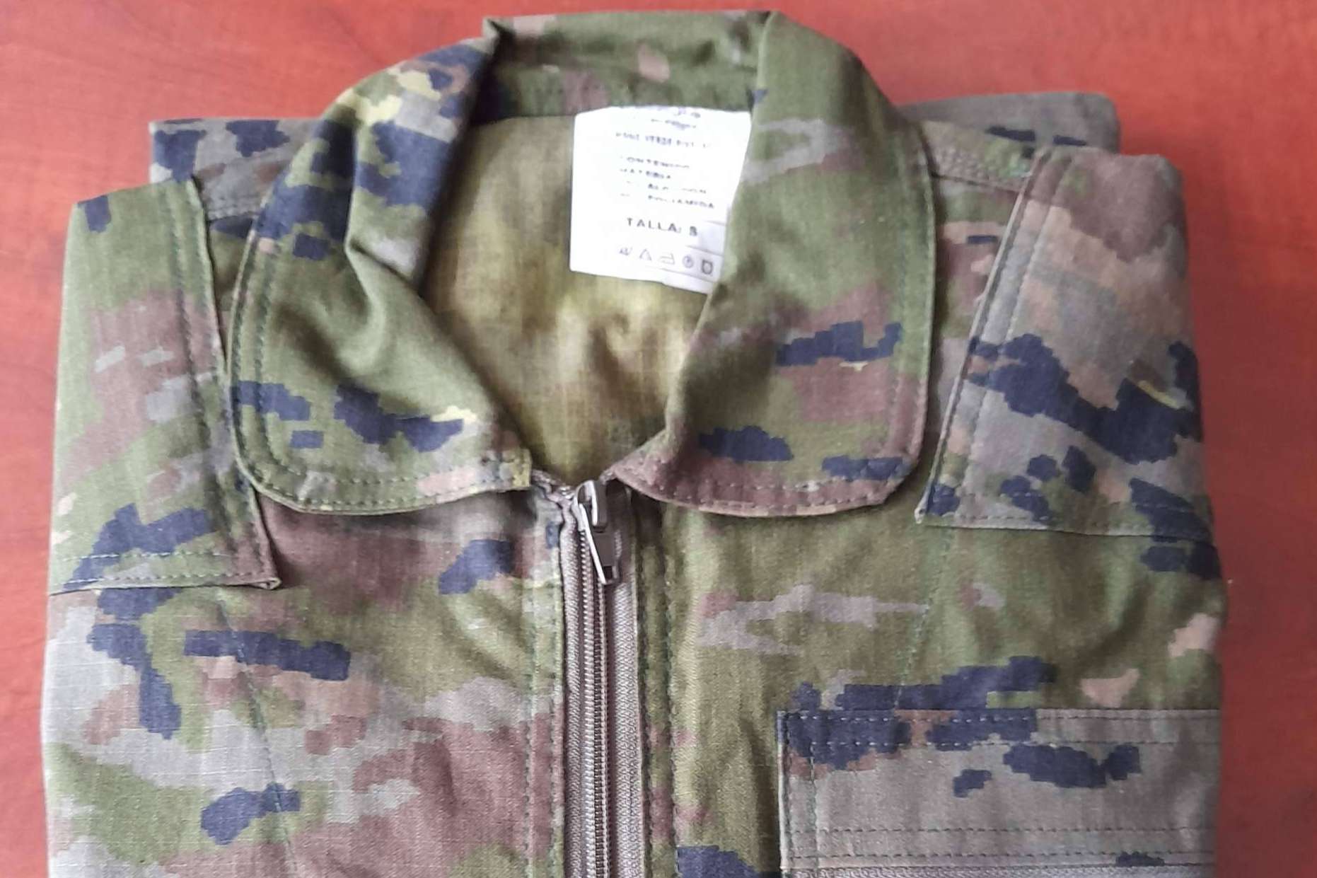 Distarmatex incluye en su catálogo uniformes y accesorios