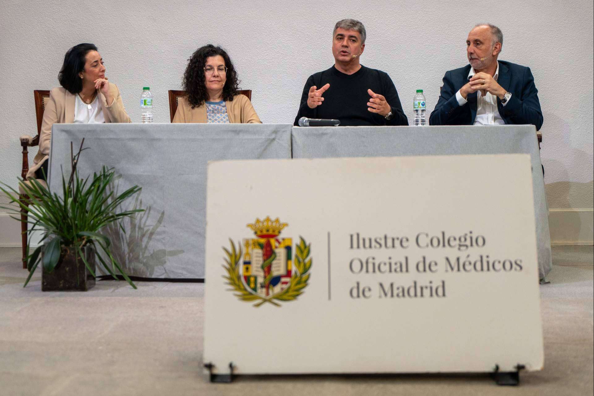 La SESMI y SCIB unen conocimientos y experiencias en una jornada que aborda la eficacia de la Oncología Integrativa