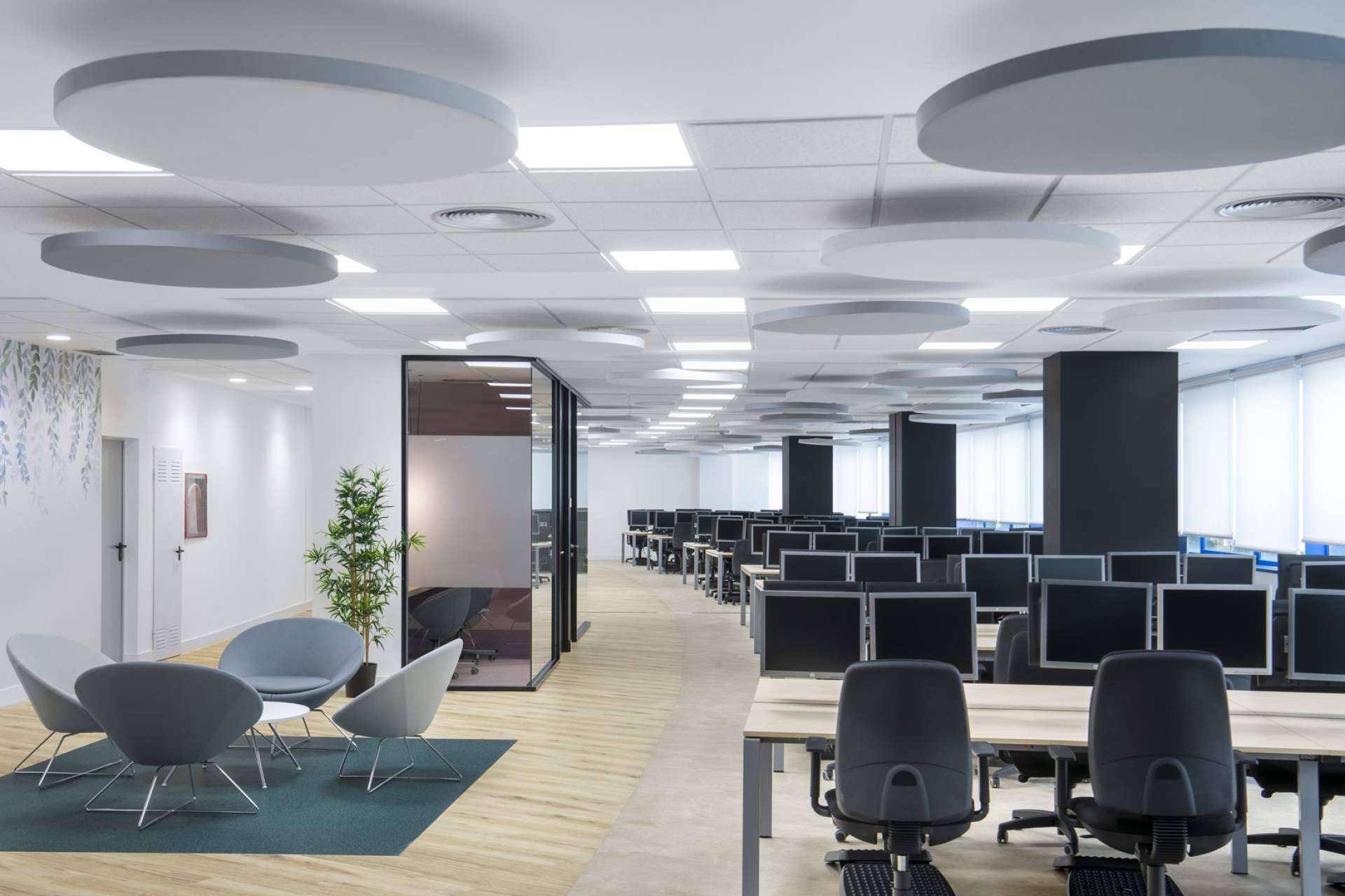 CHAVSA finaliza con éxito la reforma integral de la nueva sede de oficinas de la empresa internacional CWT en Sevilla
