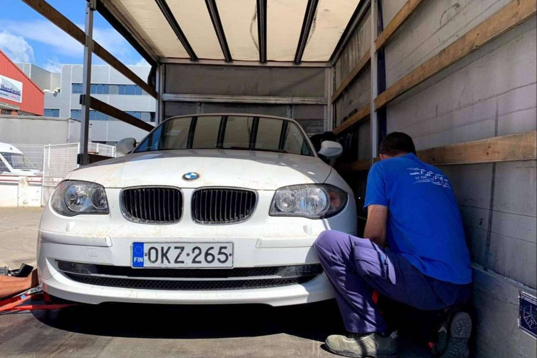 Transporte de coches y motos de la mano de Mudanzas BCN