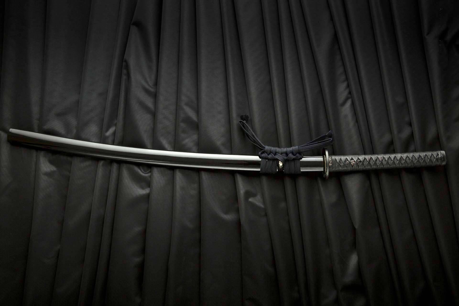 Encontrar espadas japonesas en KatanaMart