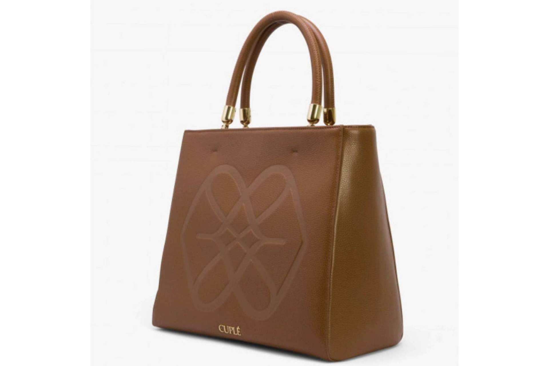 Cuplé; regalar uno de los bolsos con más sofisticación y glamour de España