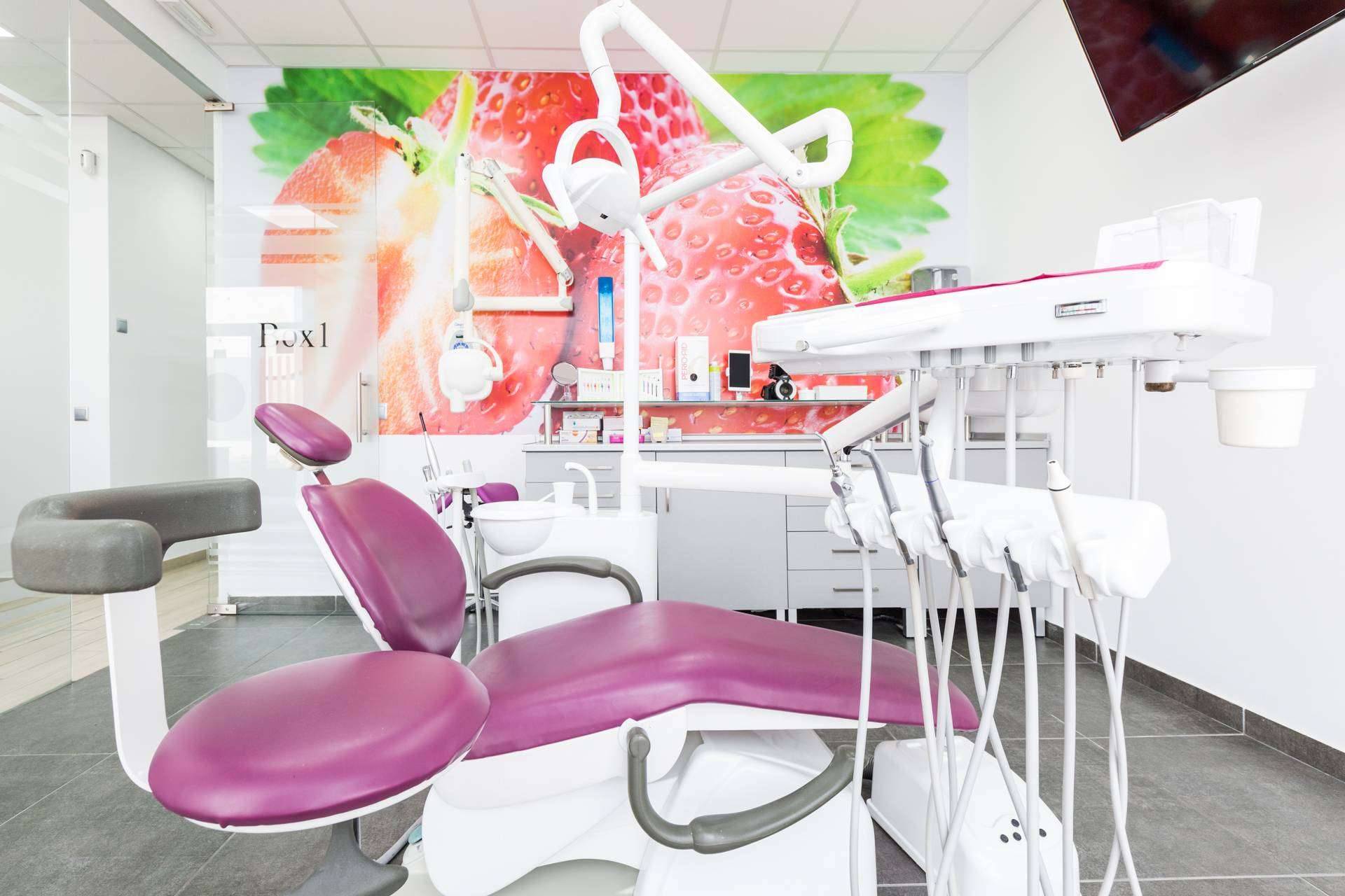 Servicio de urgencias odontológicas en Sevilla, con Dental Implantologie