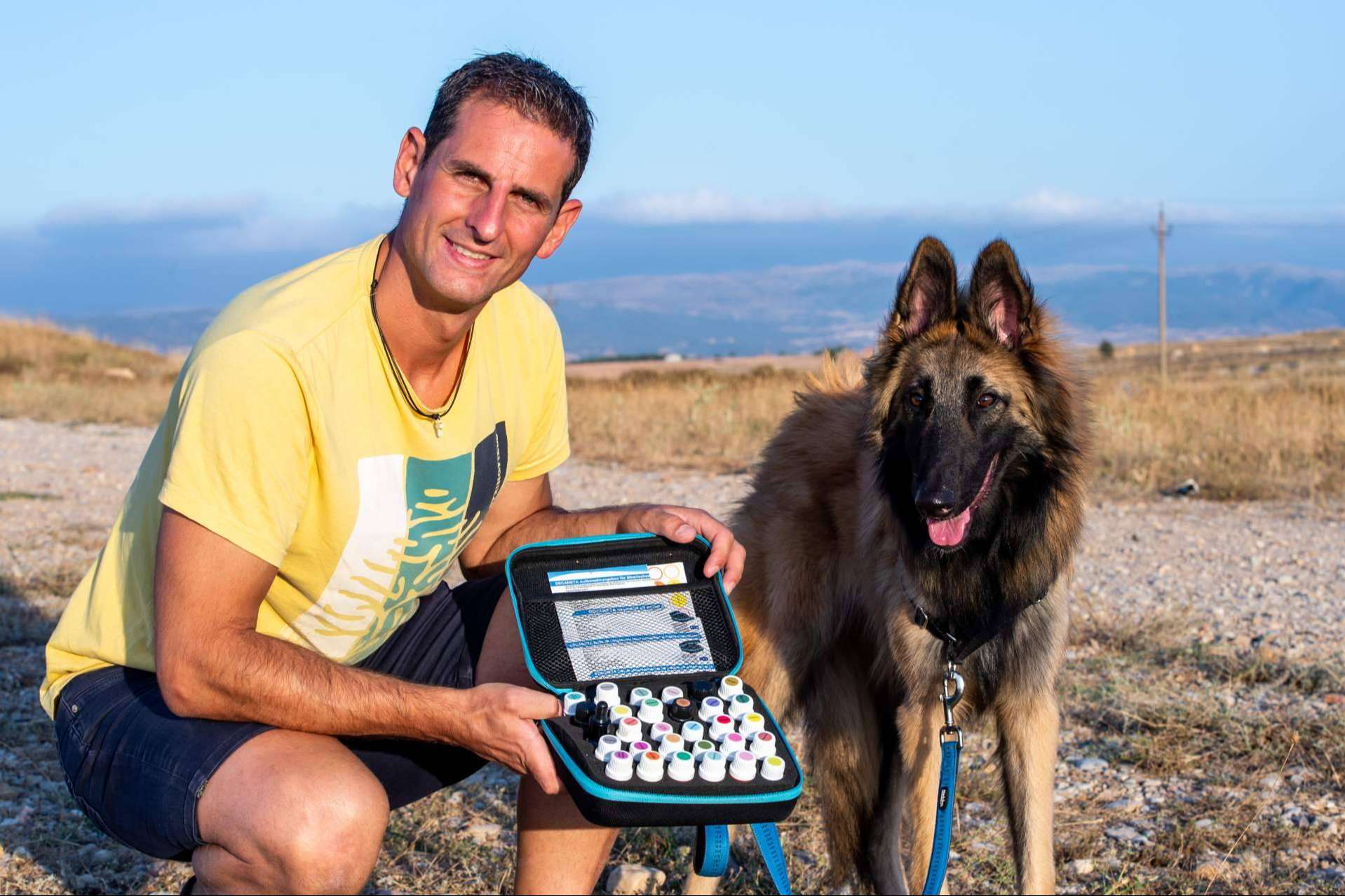 Educador canino, con Rives Aromaterapia Canina