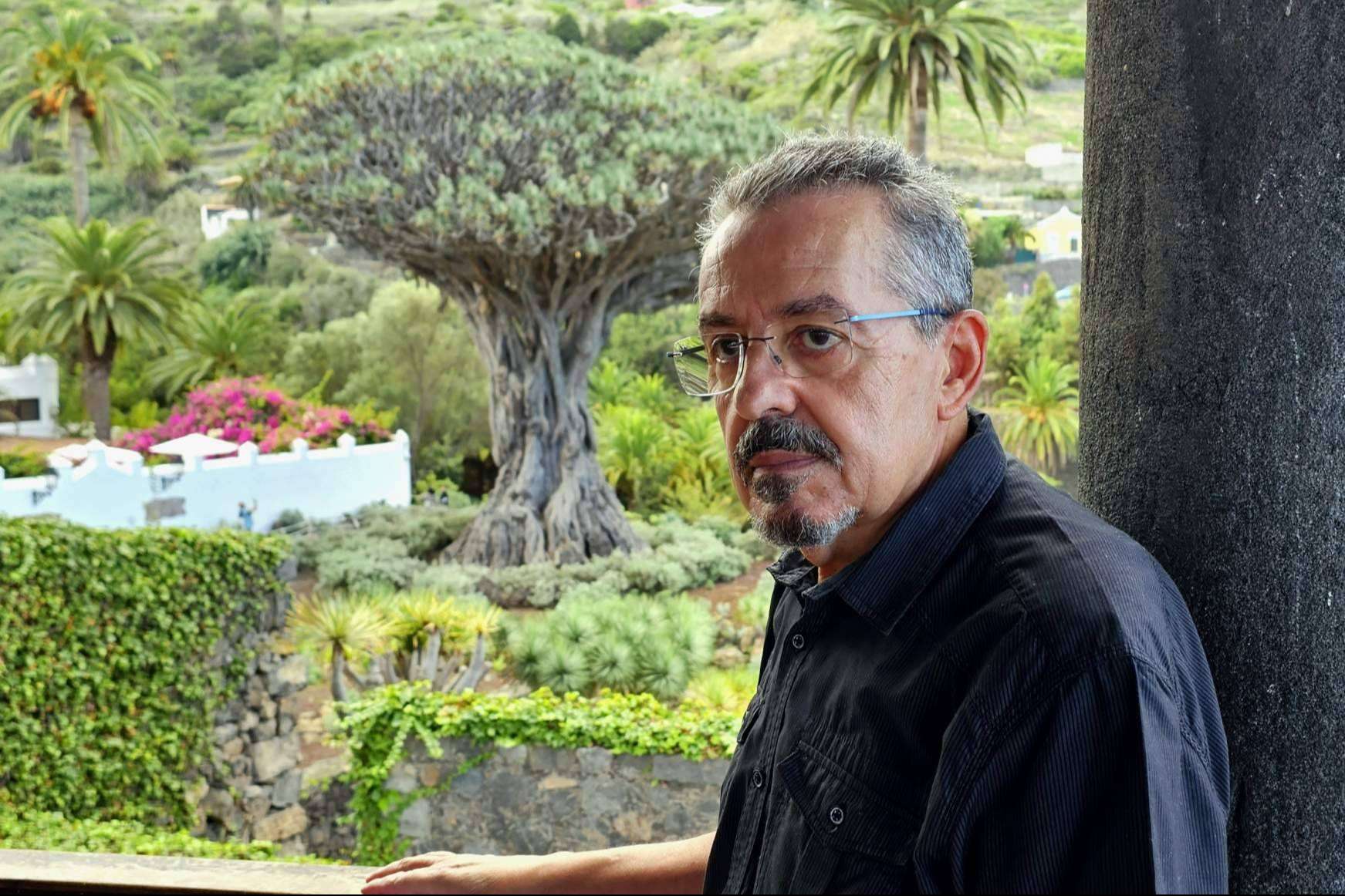 ‘Del volcán a San Borondón’, una novela original y entretenida de Félix Luis Fuentes