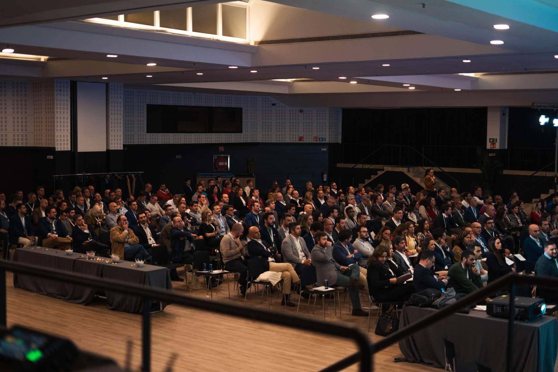 La revolución de la asesoría financiera llega con SafeBrok y la próxima convención anual el 1 de febrero
