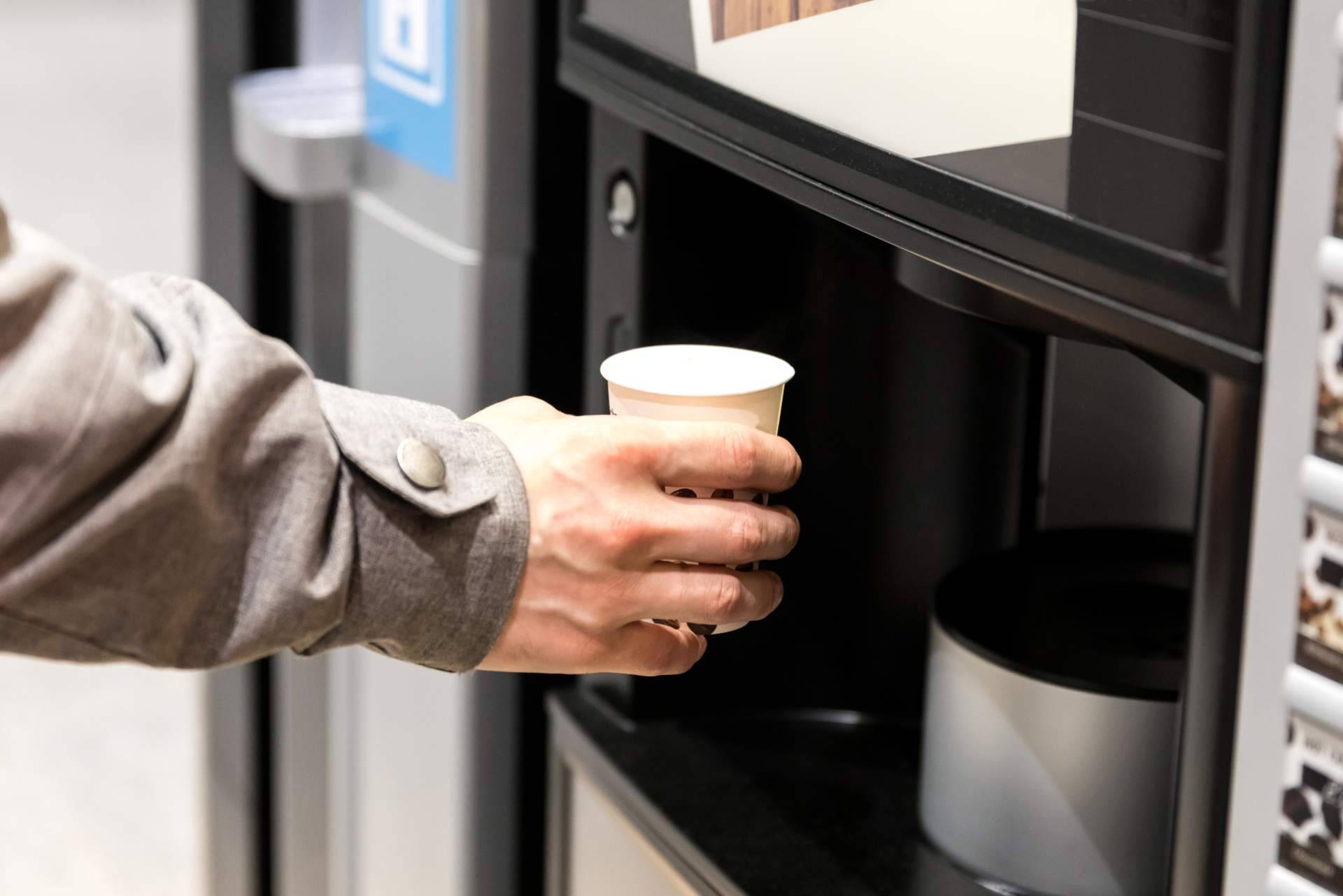 Las máquinas vending de C&B Señor usan envases reutilizables y son respetuosas con el medioambiente