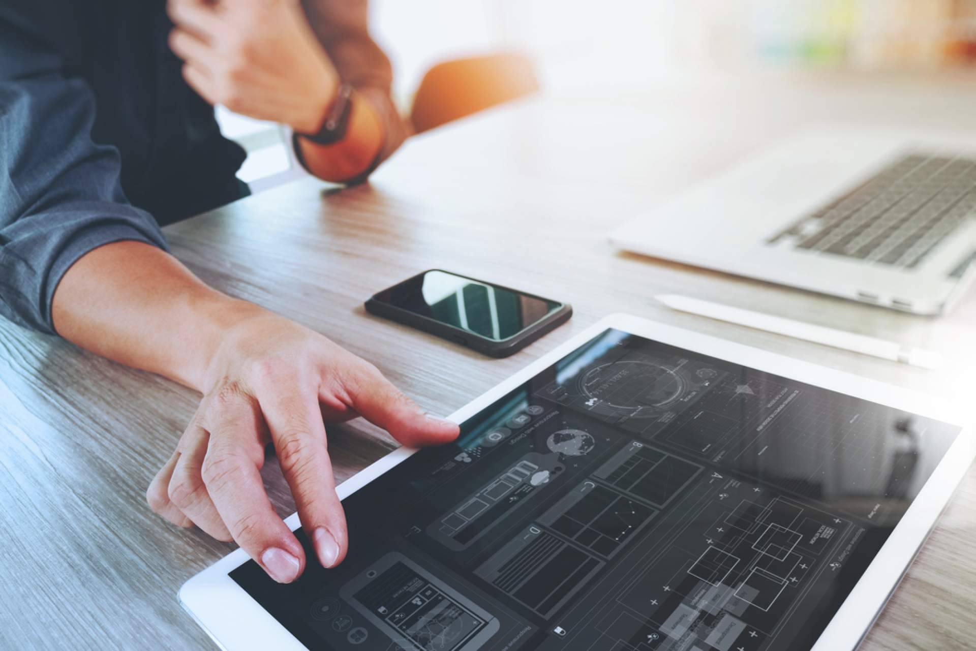 KCram Solutions, expertos en el desarrollo de aplicaciones de escritorio y web
