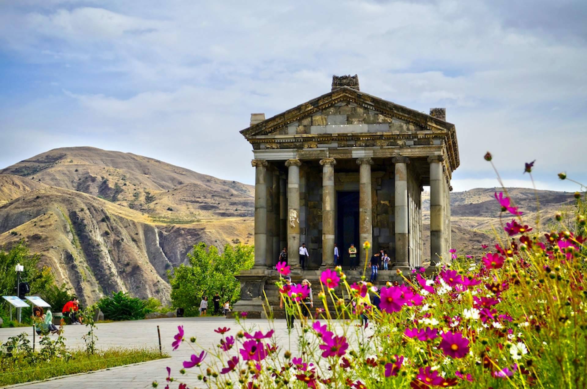 Viajar a Armenia con Amistad Tours